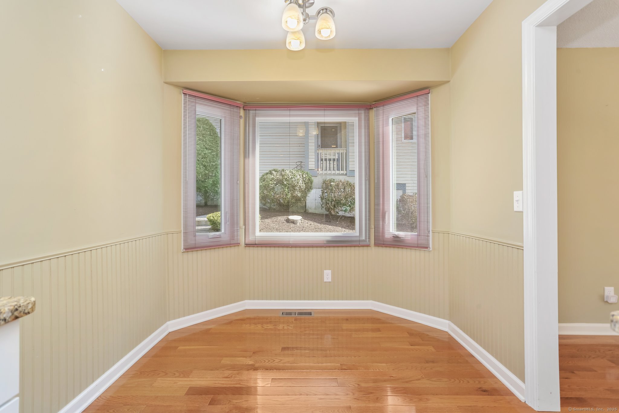 67 Ridgewood, Shelton, Connecticut 06484