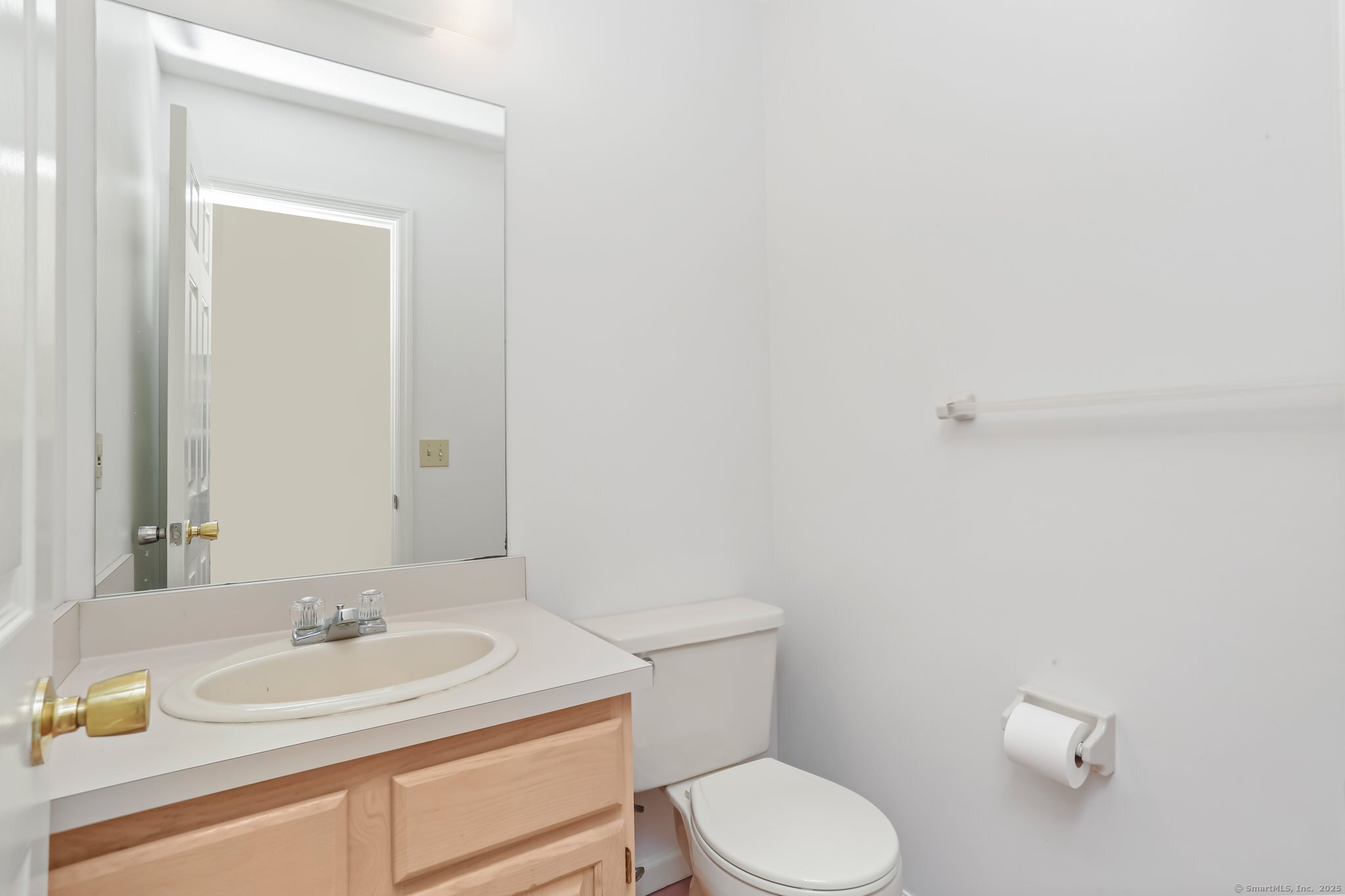 67 Ridgewood, Shelton, Connecticut 06484