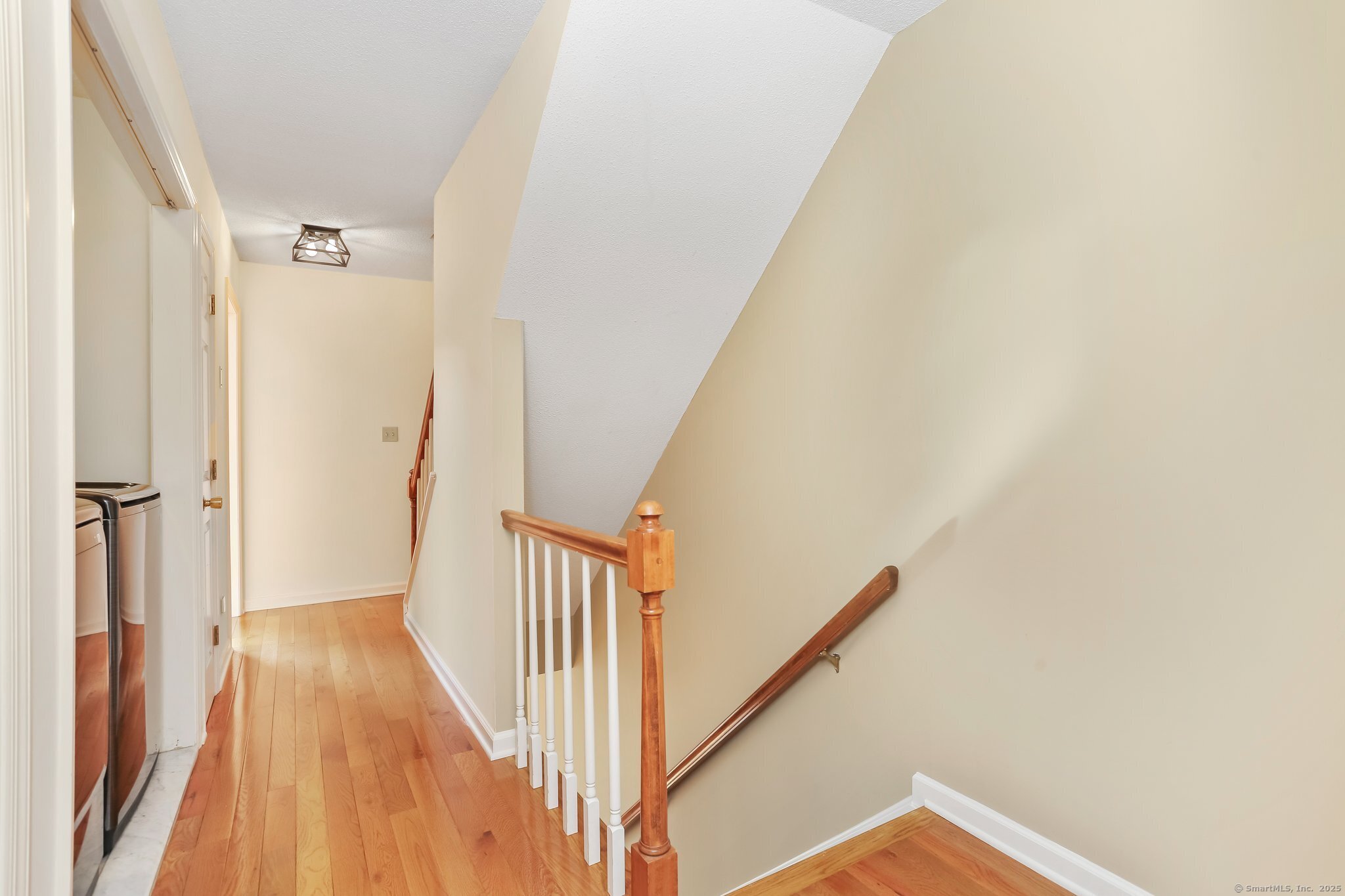 67 Ridgewood, Shelton, Connecticut 06484