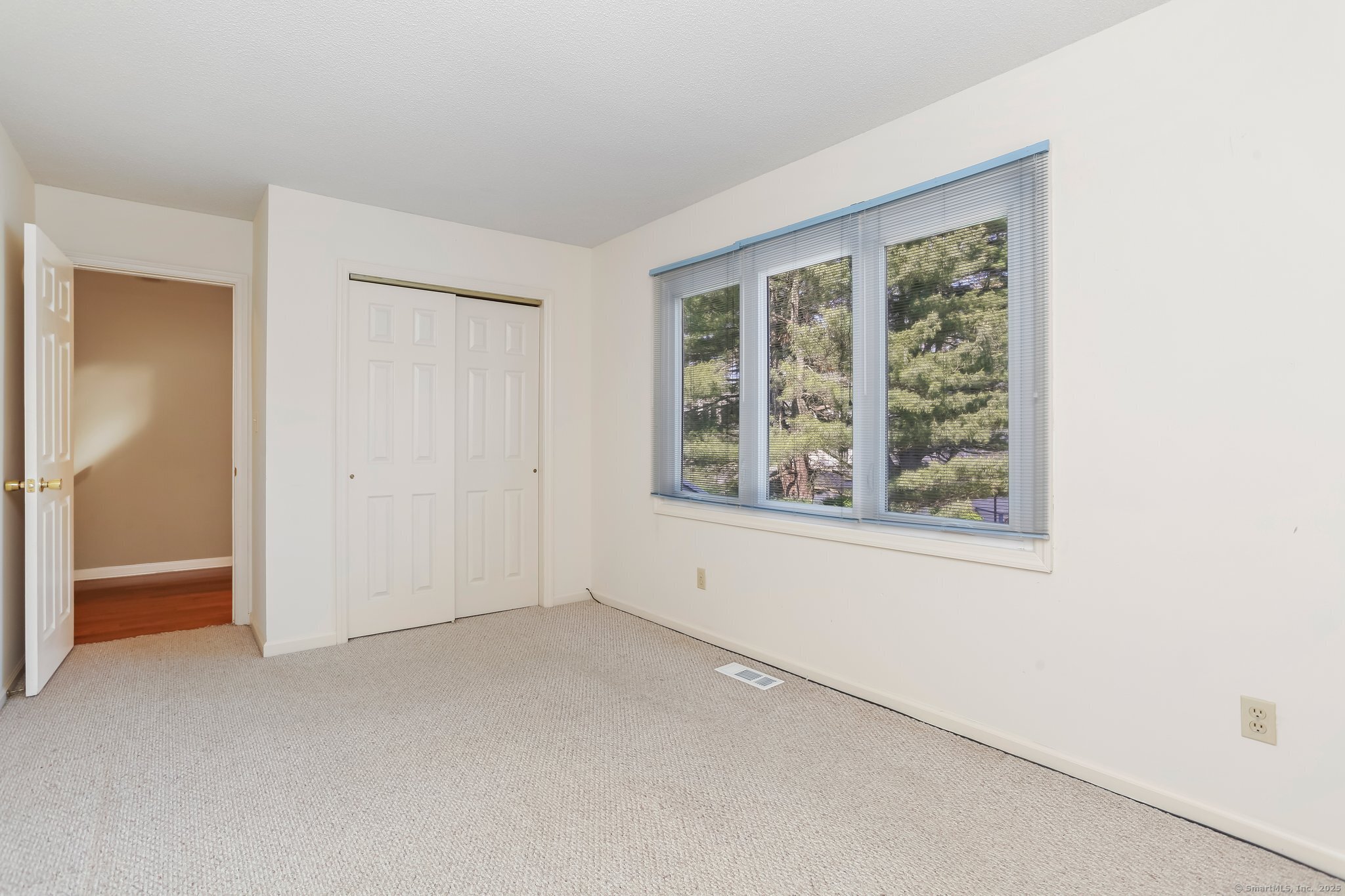 67 Ridgewood, Shelton, Connecticut 06484