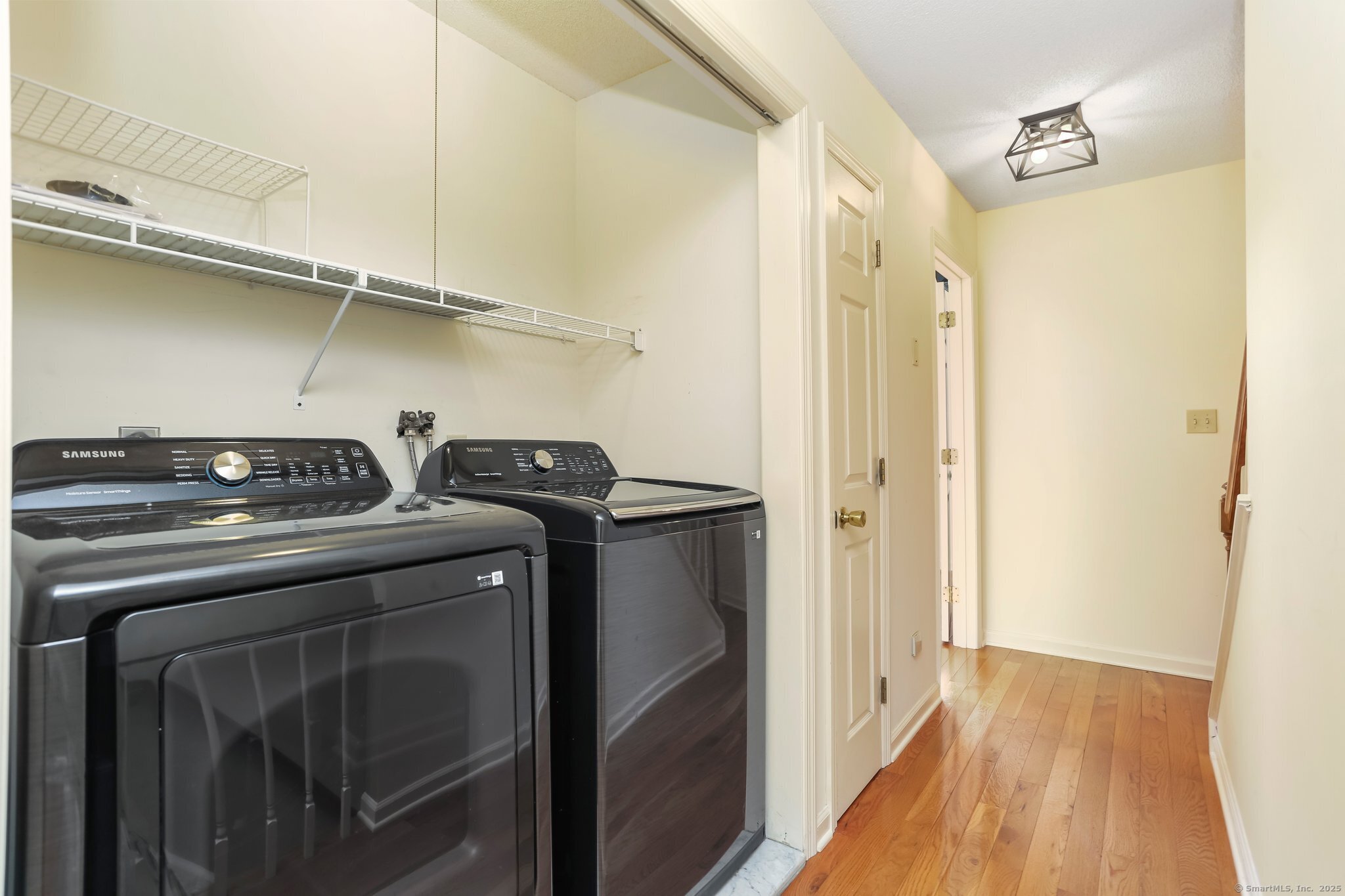 67 Ridgewood, Shelton, Connecticut 06484