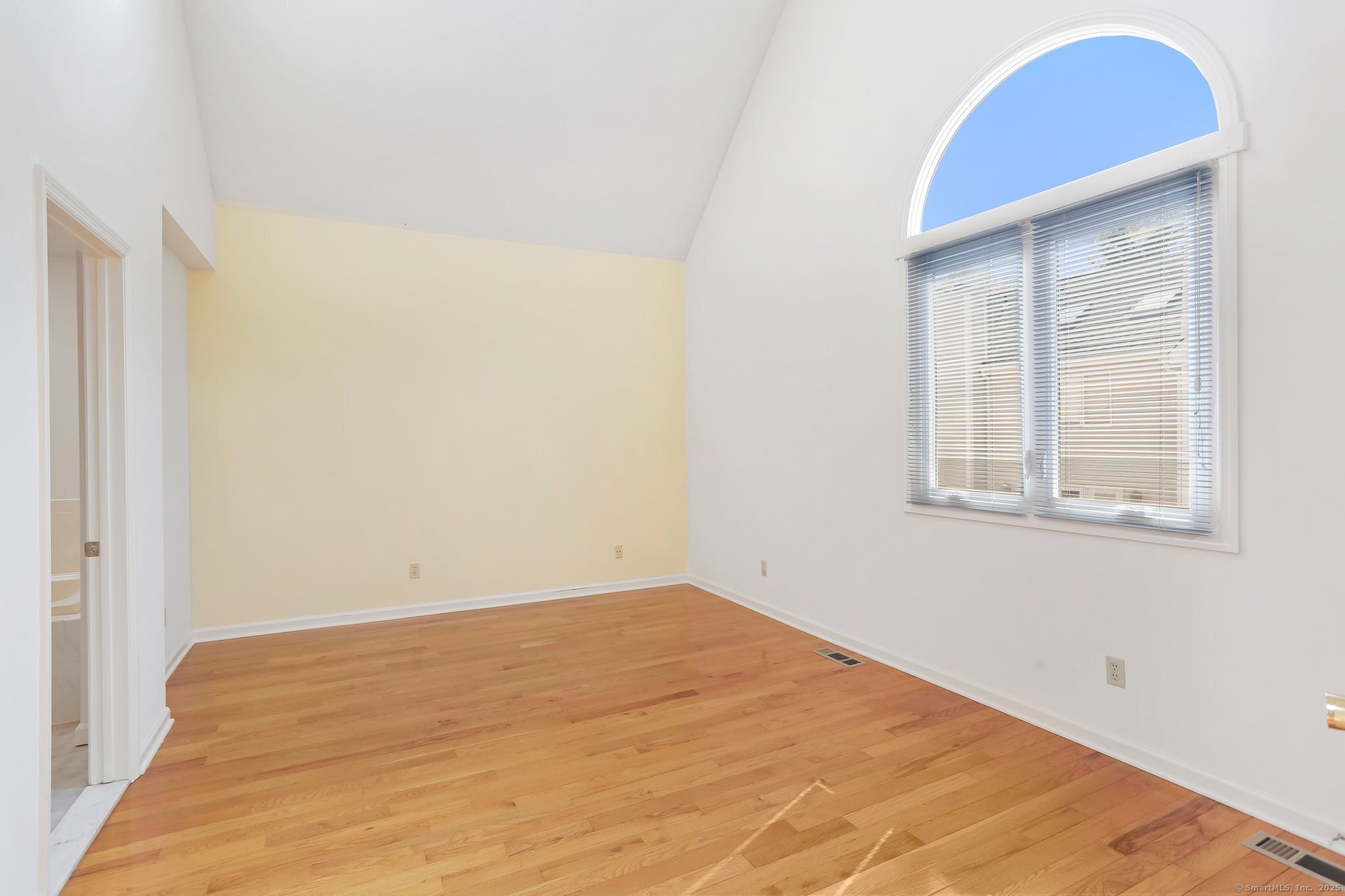 67 Ridgewood, Shelton, Connecticut 06484