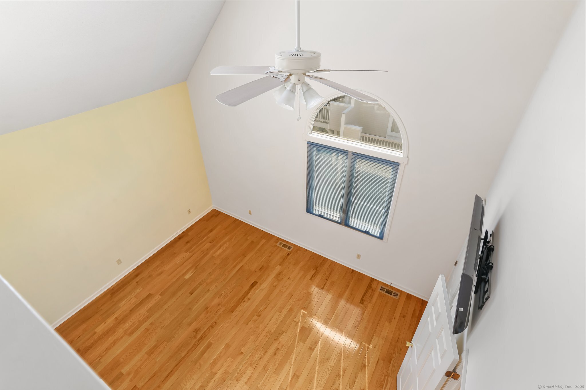 67 Ridgewood, Shelton, Connecticut 06484