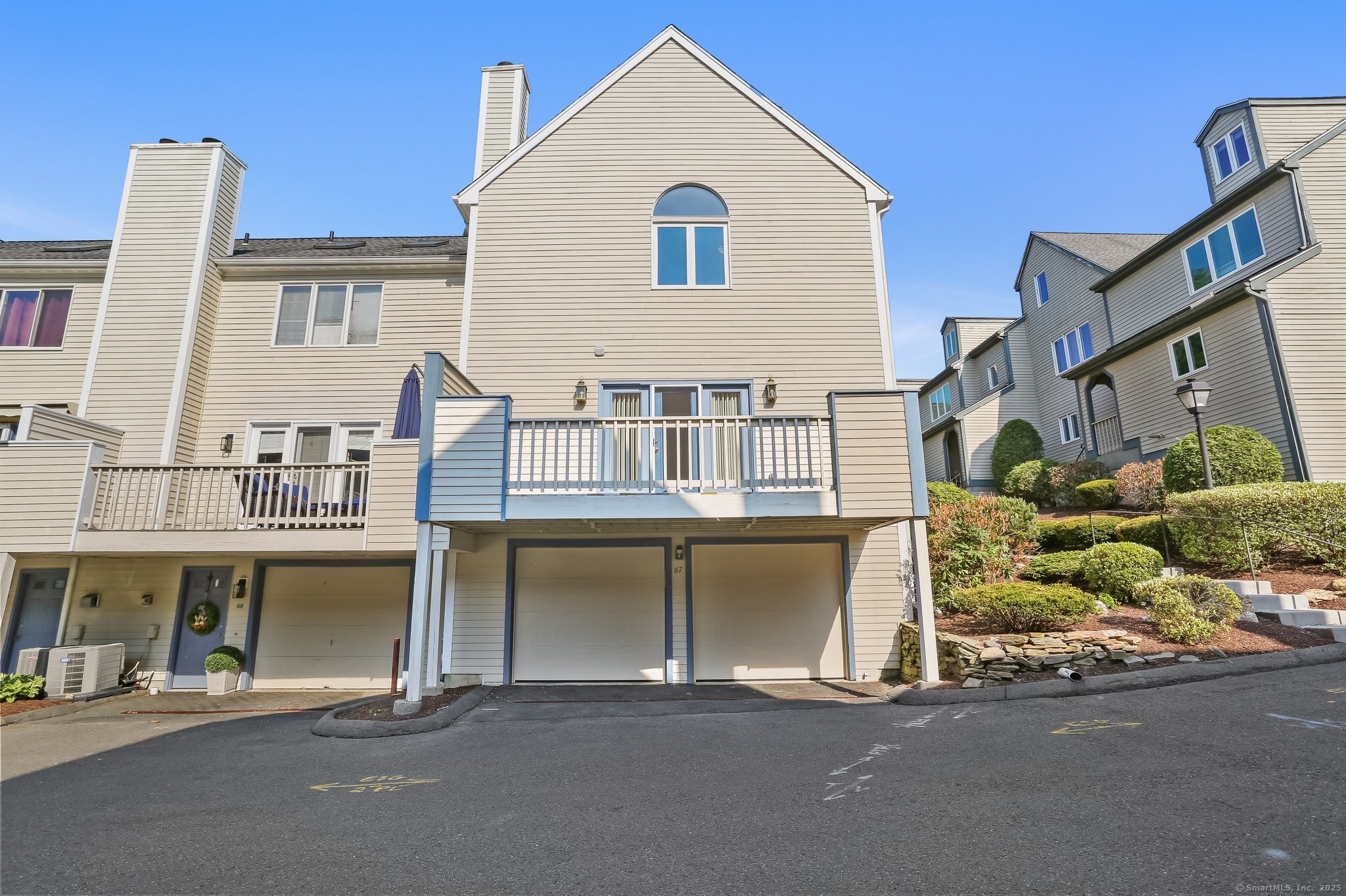 67 Ridgewood, Shelton, Connecticut 06484