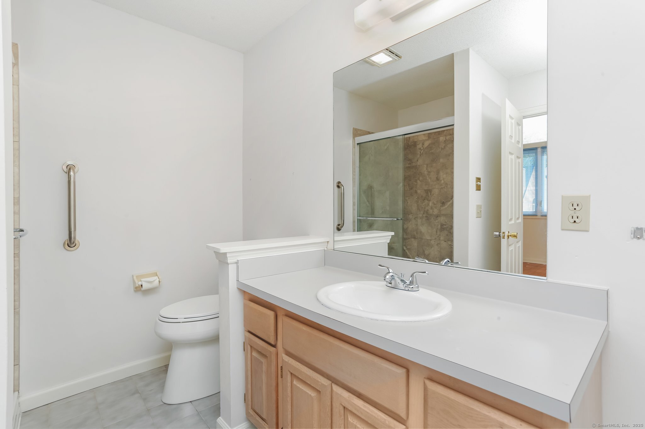 67 Ridgewood, Shelton, Connecticut 06484