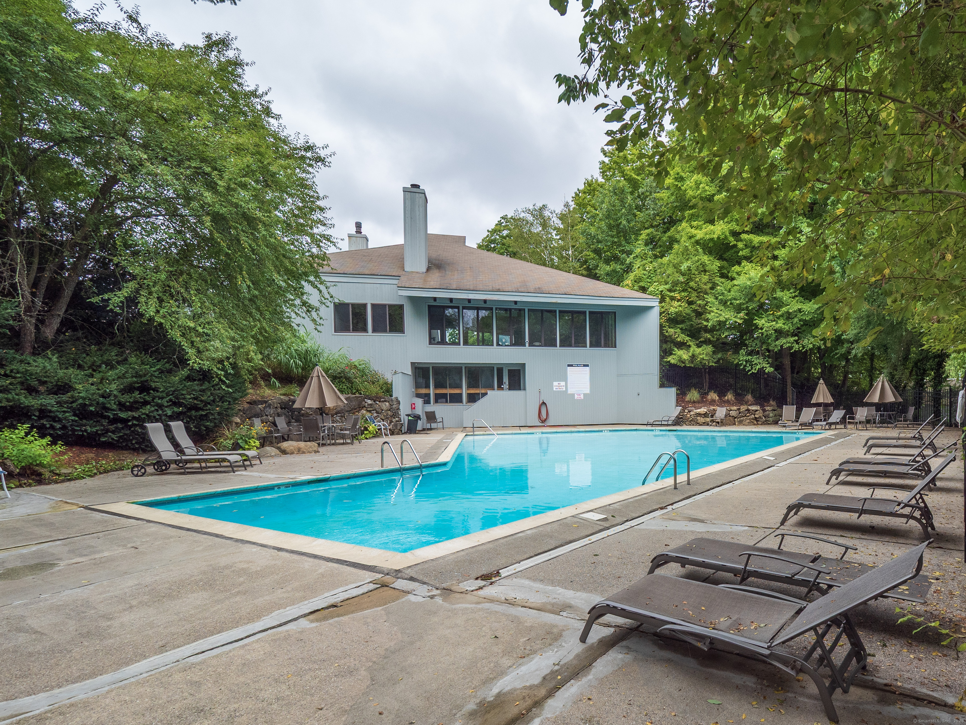 4 Sandlewood, Ridgefield, Connecticut 06877