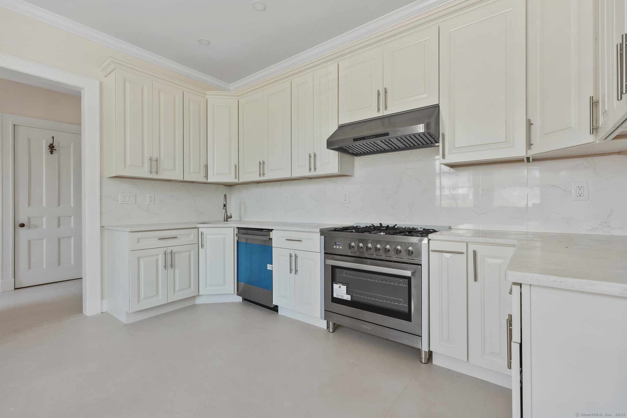 26 Shady, Greenwich, Connecticut 06831