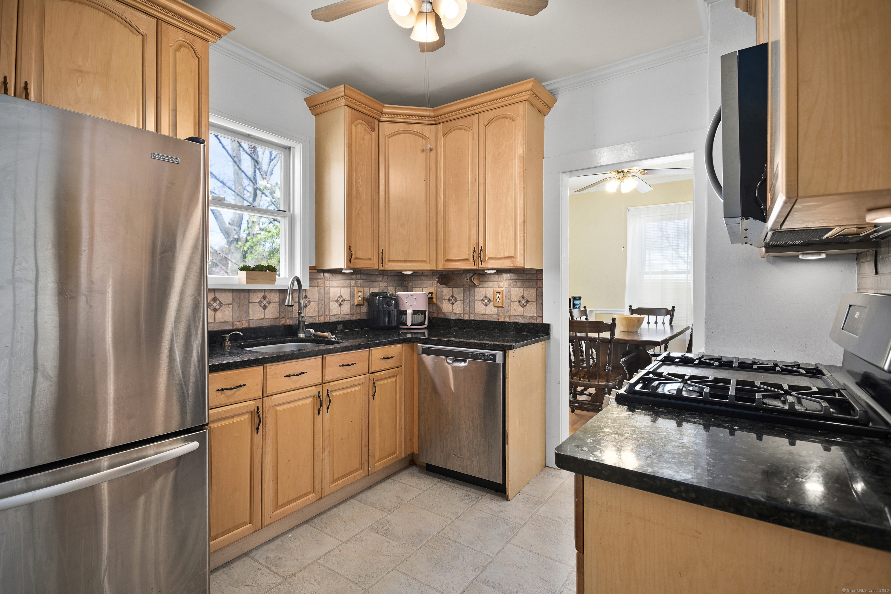 6 Thompson, Fairfield, Connecticut 06825