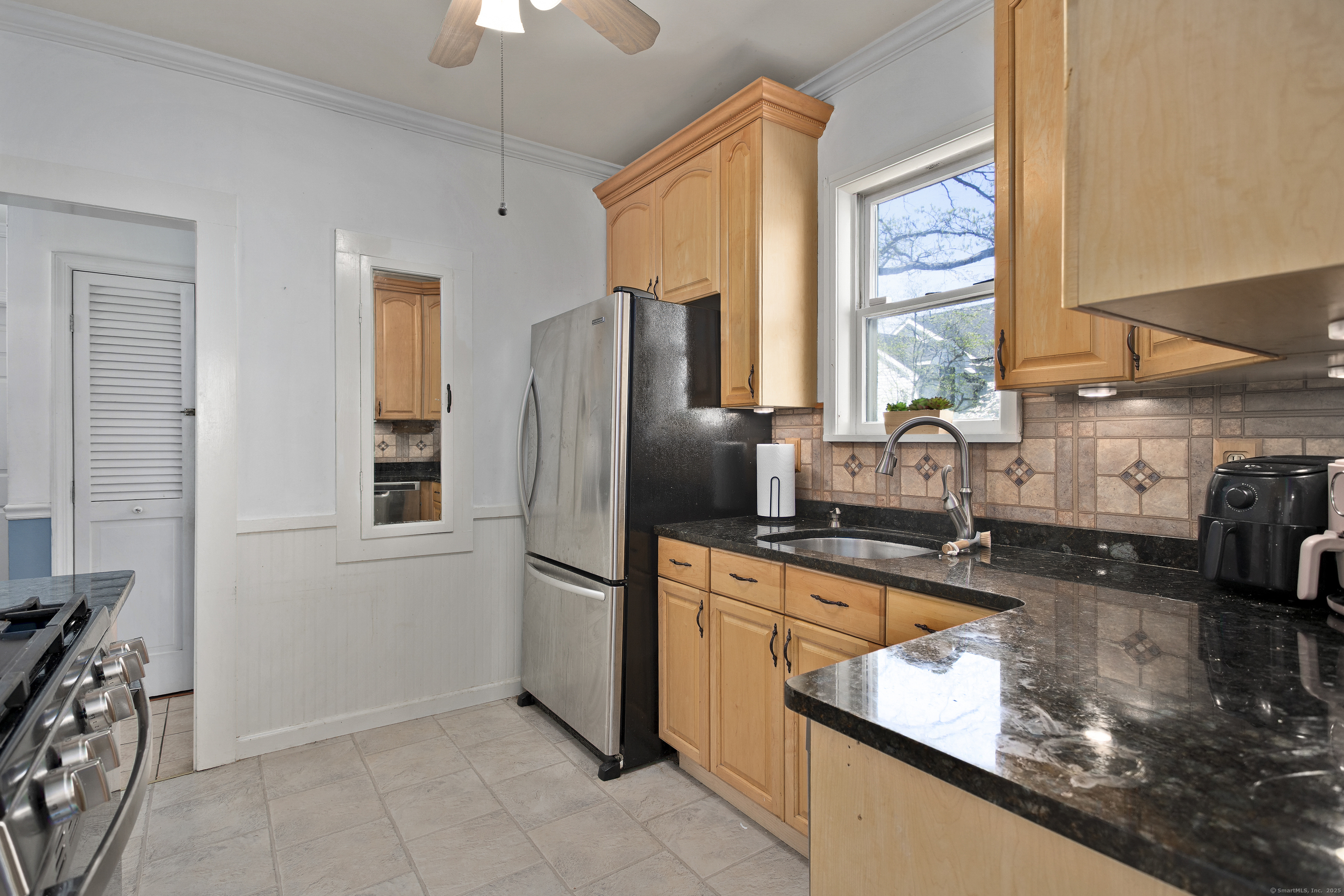 6 Thompson, Fairfield, Connecticut 06825