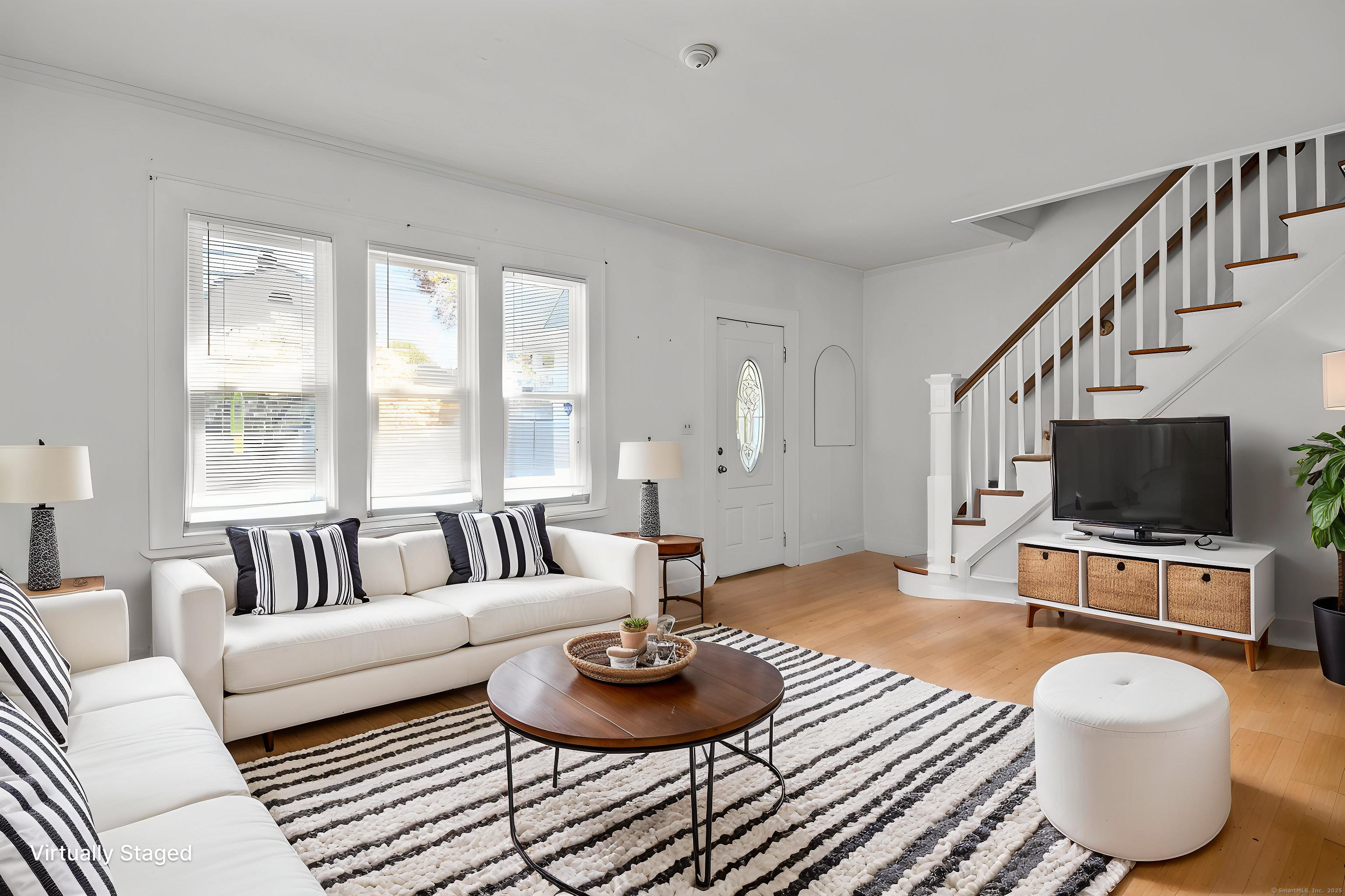 6 Thompson, Fairfield, Connecticut 06825