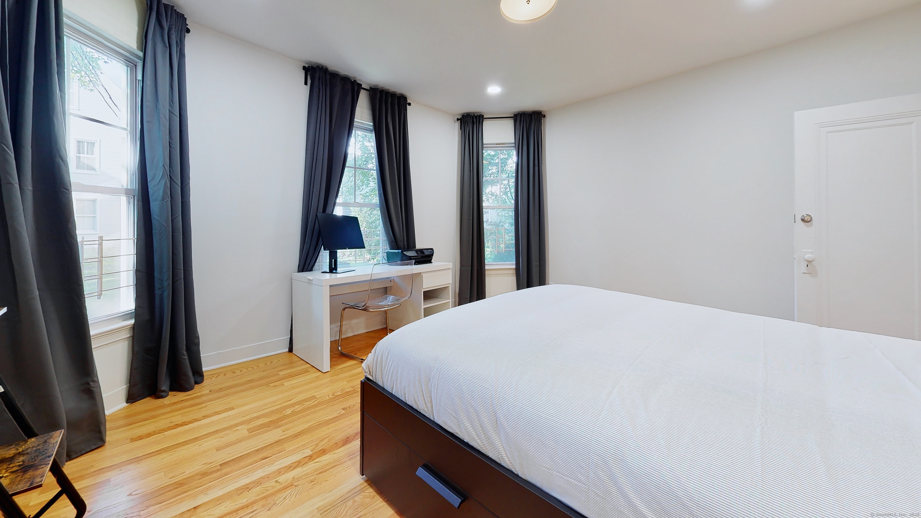 88-1/2 Edwards, New Haven, 06511, 3 Bedrooms Bedrooms, ,1 BathroomBathrooms,Residential Rental,For Sale,Edwards,24093618