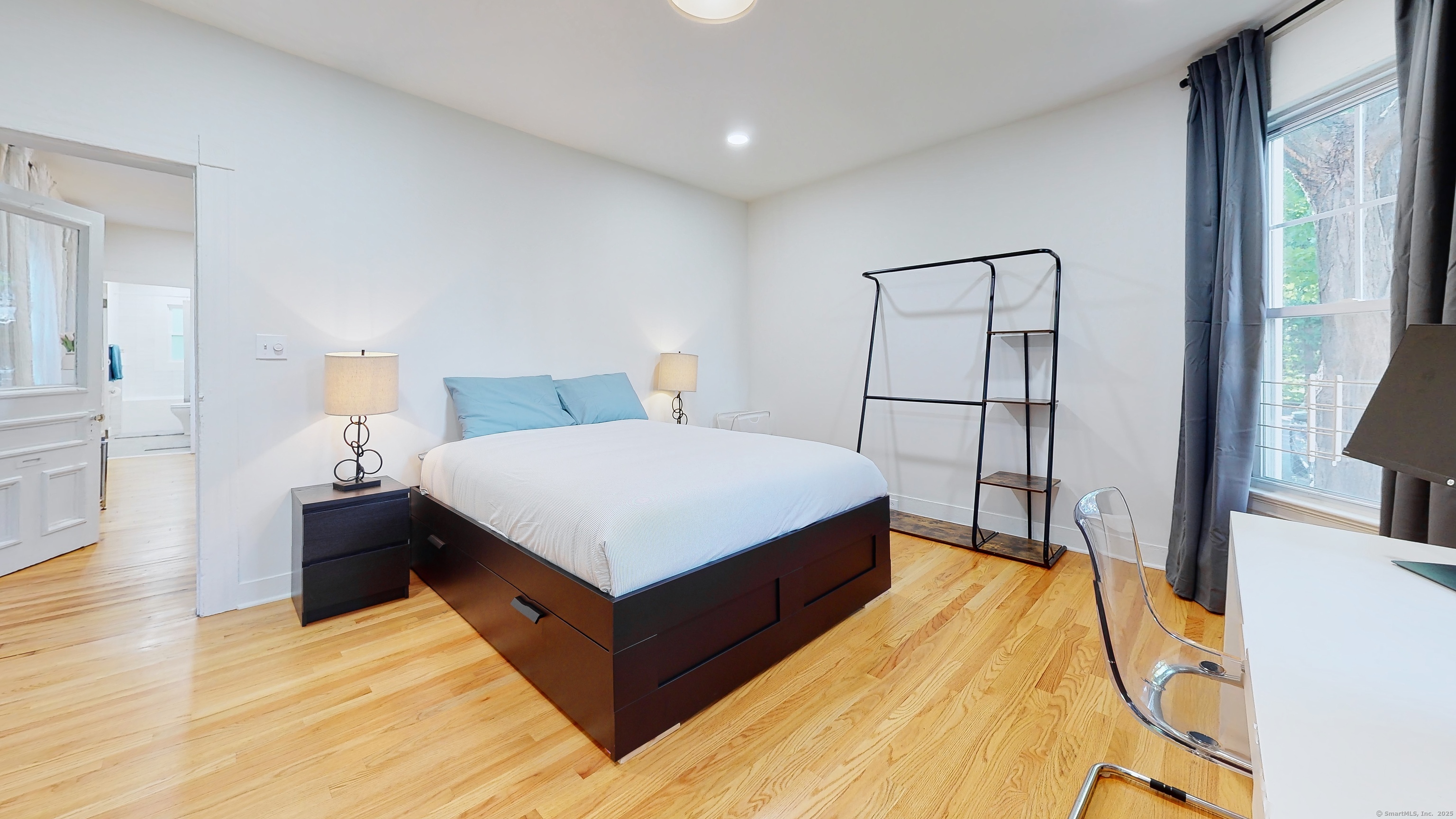 88-1/2 Edwards, New Haven, 06511, 3 Bedrooms Bedrooms, ,1 BathroomBathrooms,Residential Rental,For Sale,Edwards,24093618