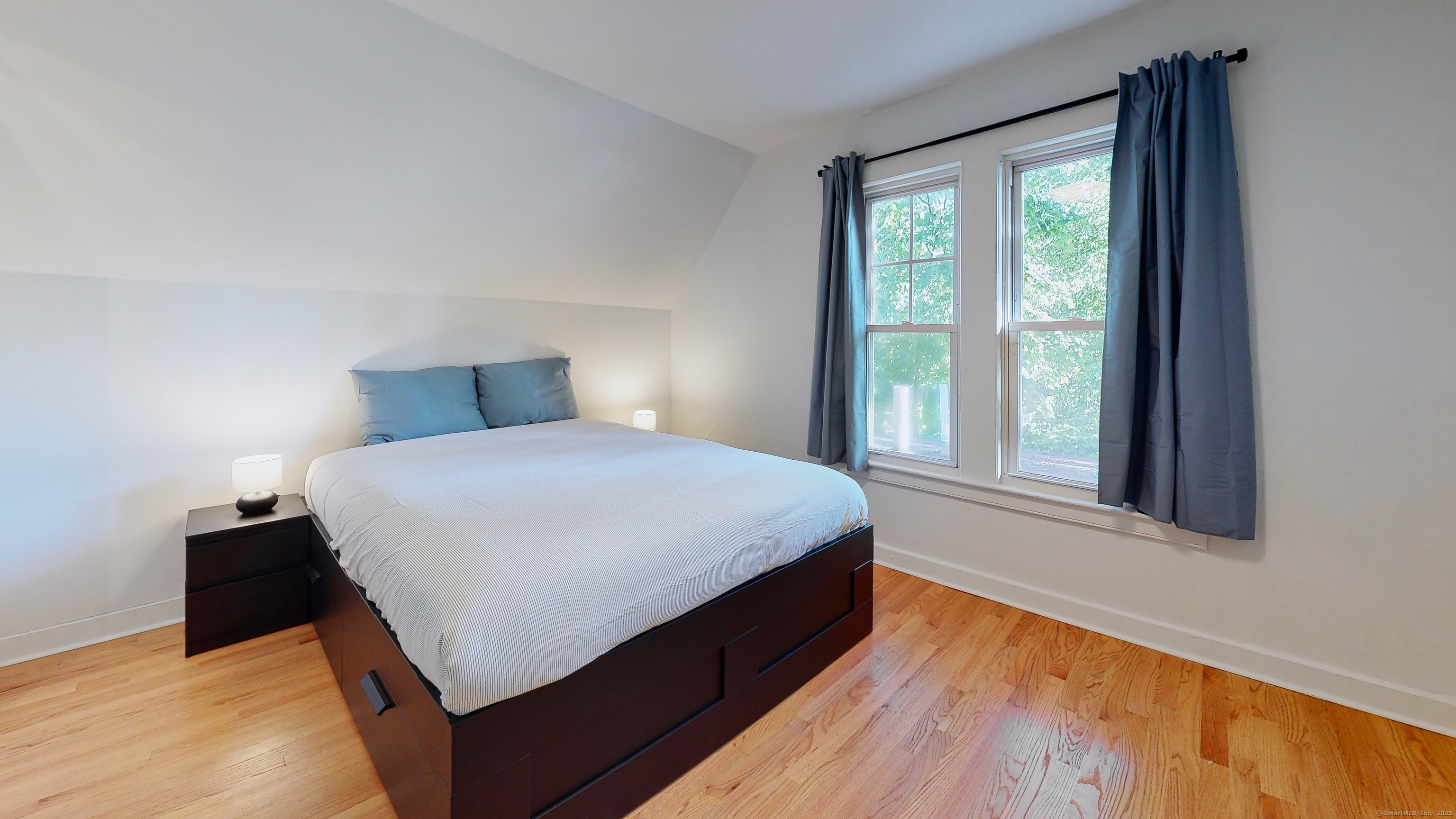 88-1/2 Edwards, New Haven, 06511, 3 Bedrooms Bedrooms, ,1 BathroomBathrooms,Residential Rental,For Sale,Edwards,24093618