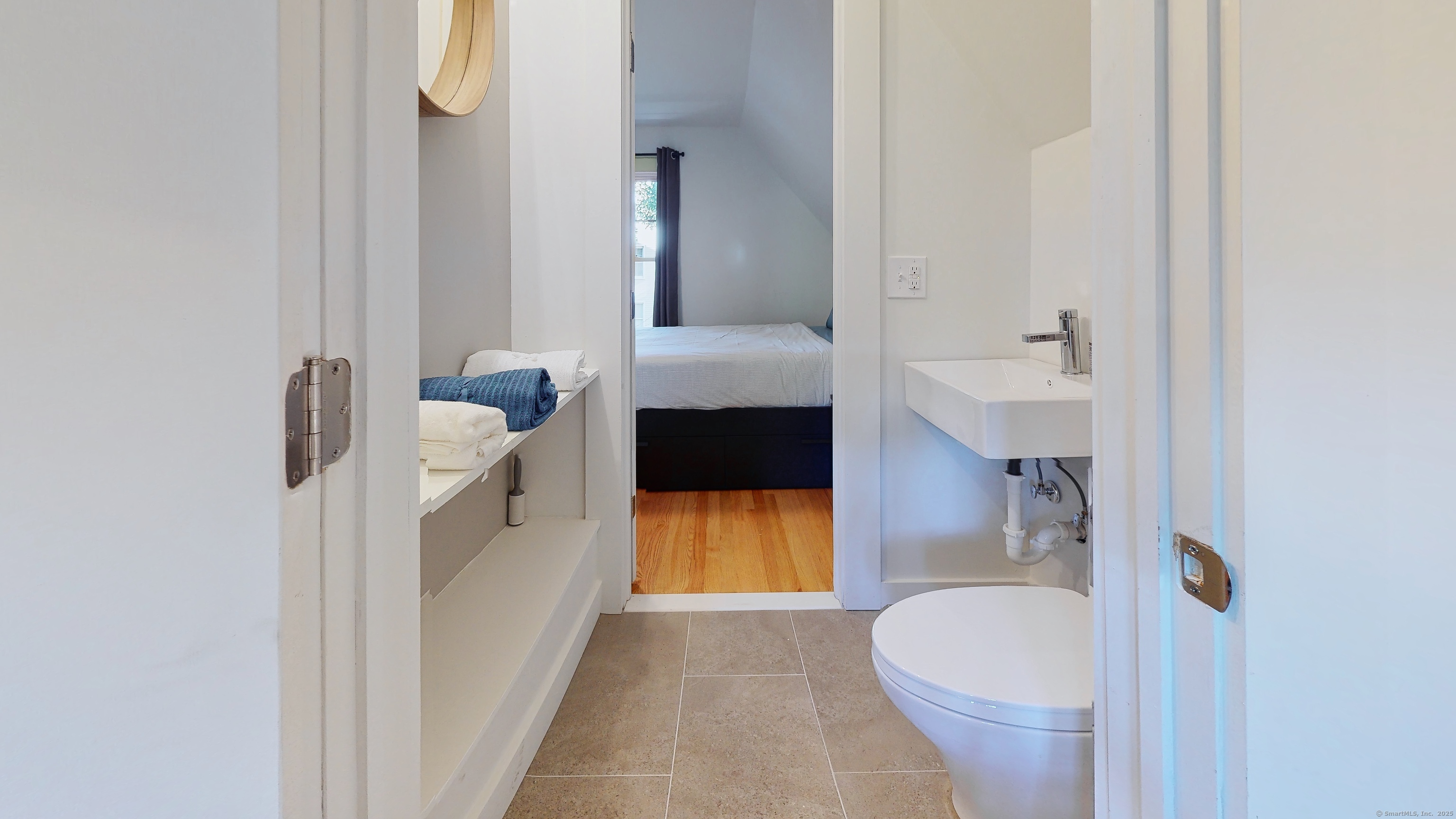 88-1/2 Edwards, New Haven, 06511, 3 Bedrooms Bedrooms, ,1 BathroomBathrooms,Residential Rental,For Sale,Edwards,24093618