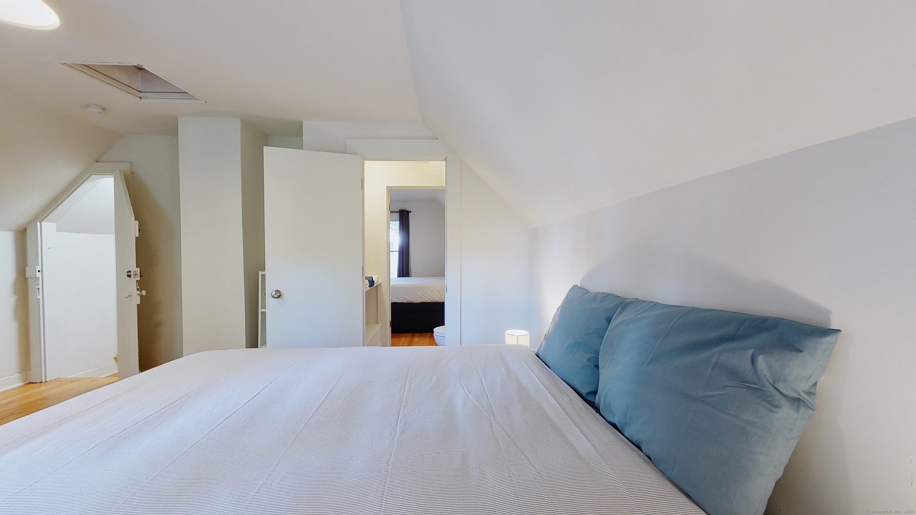 88-1/2 Edwards, New Haven, 06511, 3 Bedrooms Bedrooms, ,1 BathroomBathrooms,Residential Rental,For Sale,Edwards,24093618