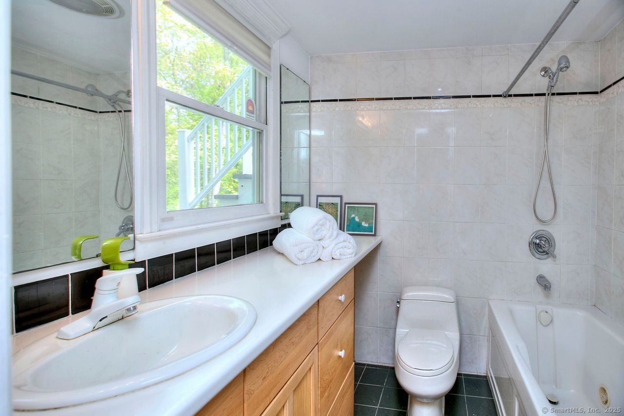 20 Cranbury, Westport, Connecticut 06880