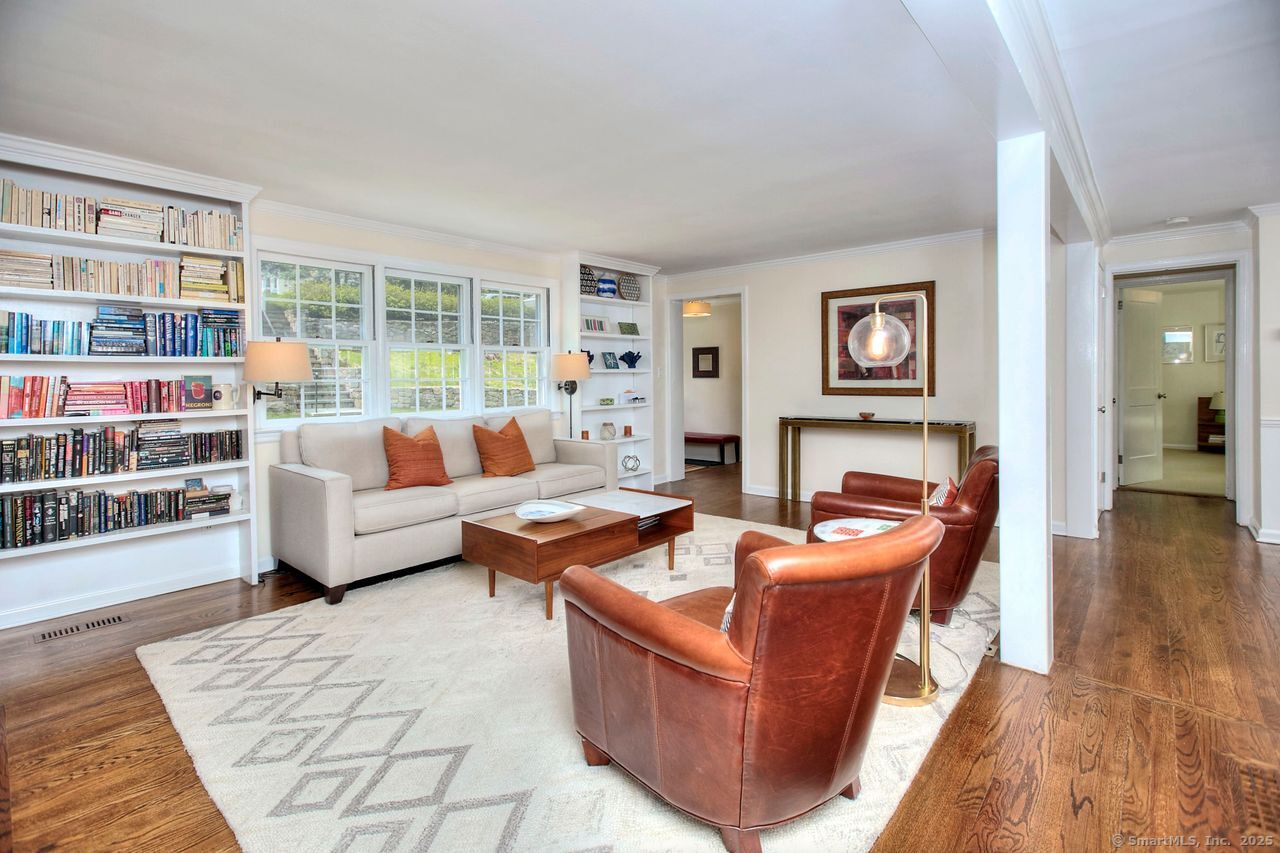 20 Cranbury, Westport, Connecticut 06880
