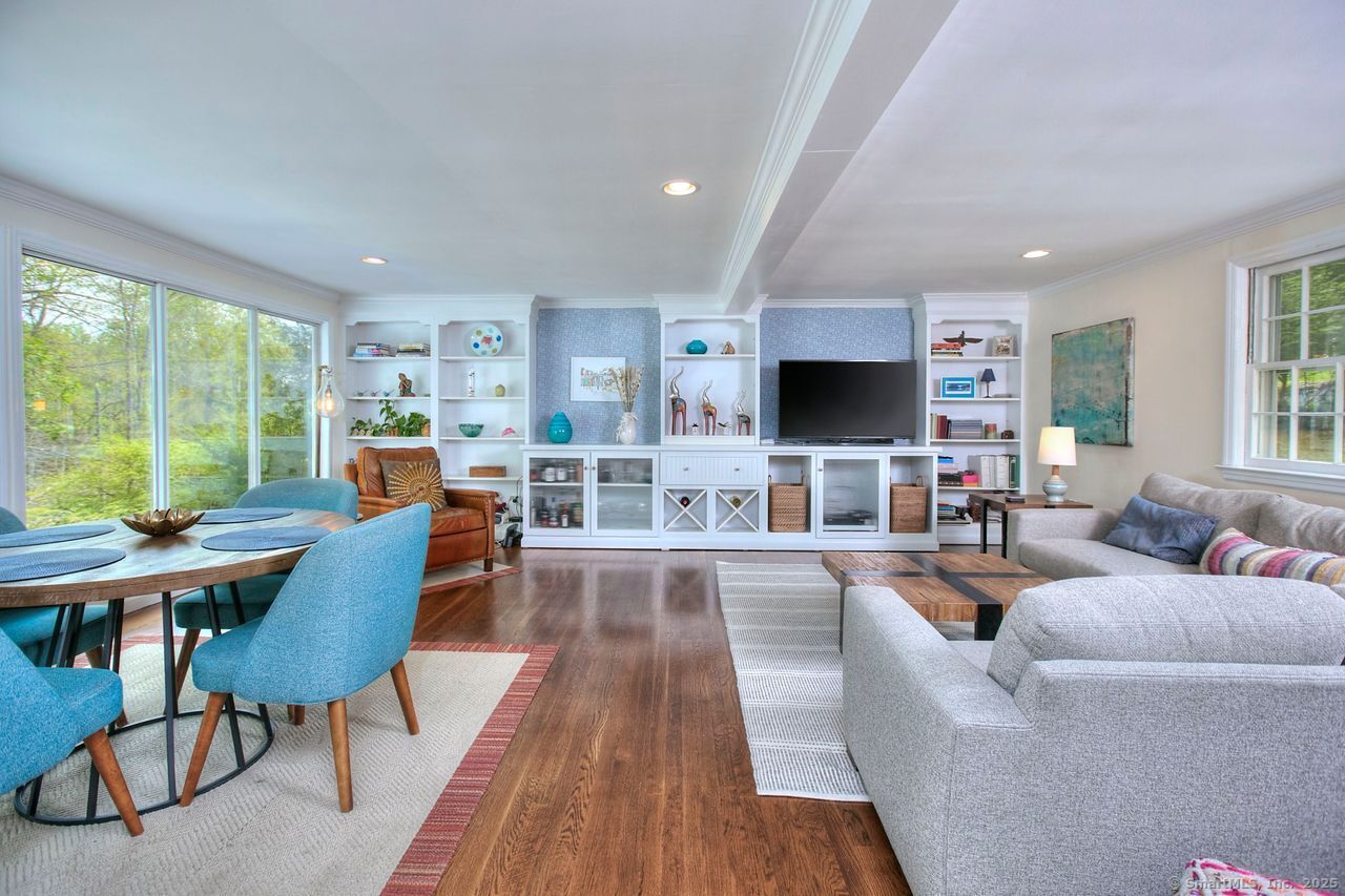 20 Cranbury, Westport, Connecticut 06880