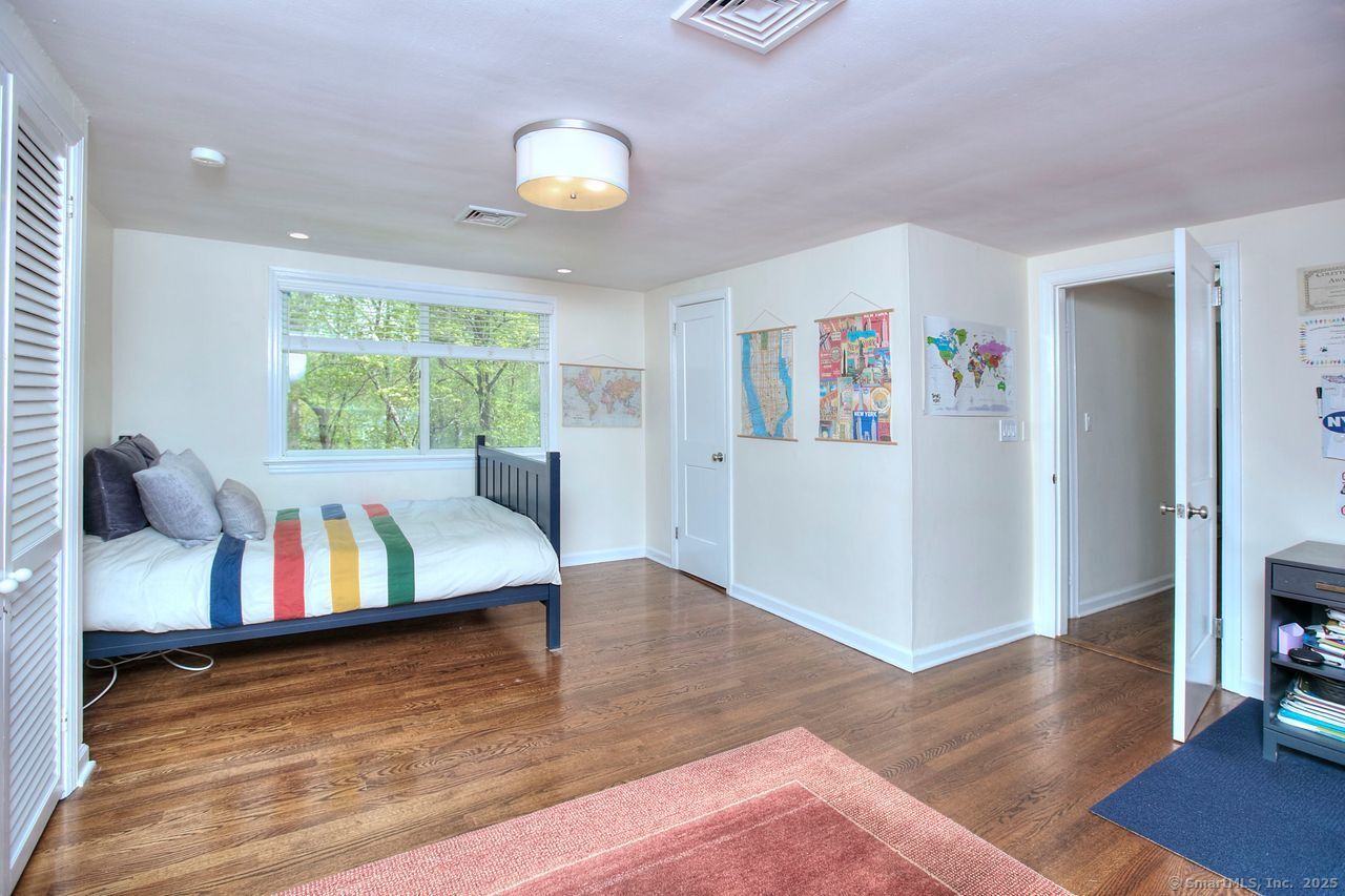 20 Cranbury, Westport, Connecticut 06880