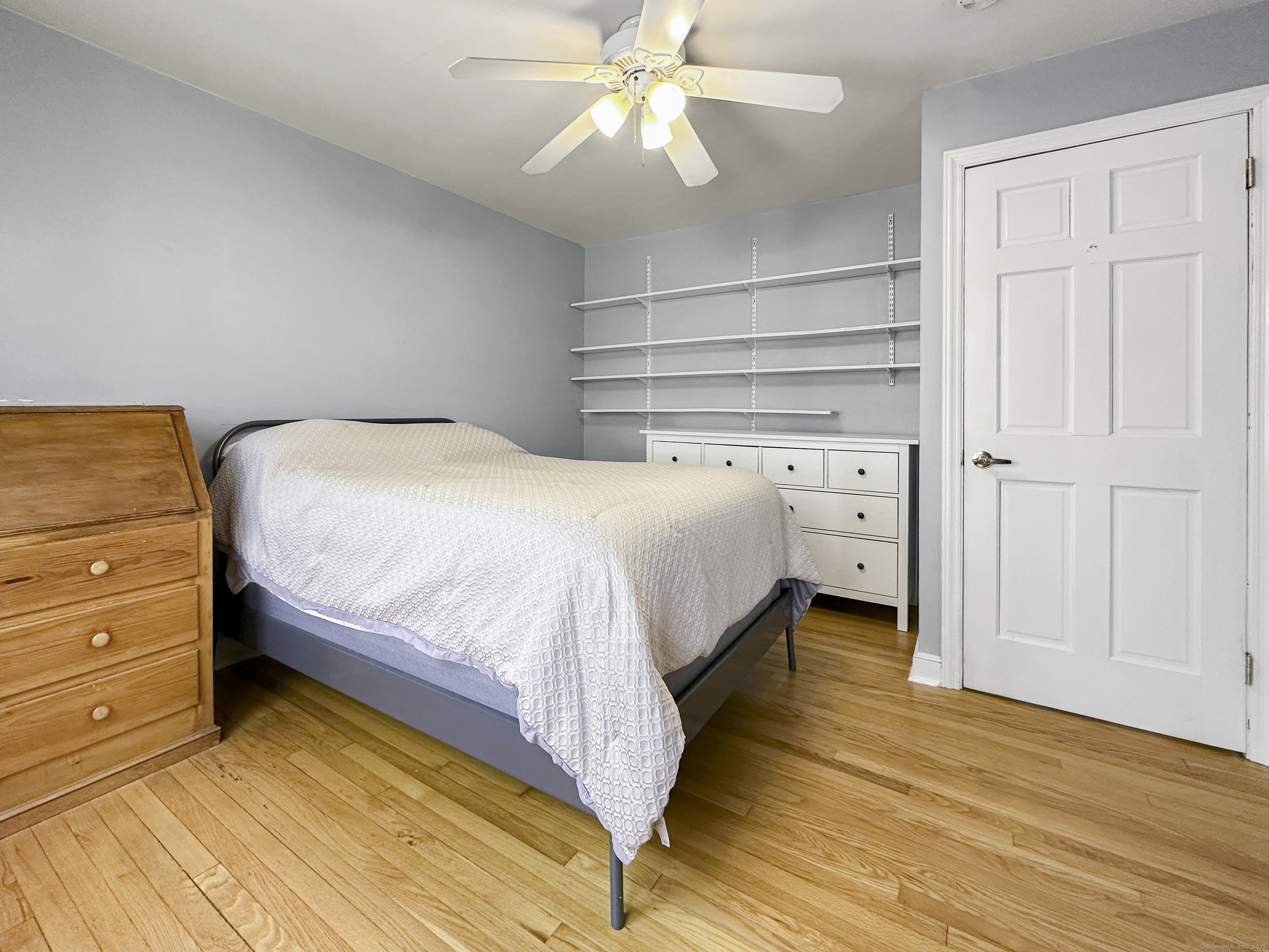 870 Lakeside, Bridgeport, Connecticut 06606