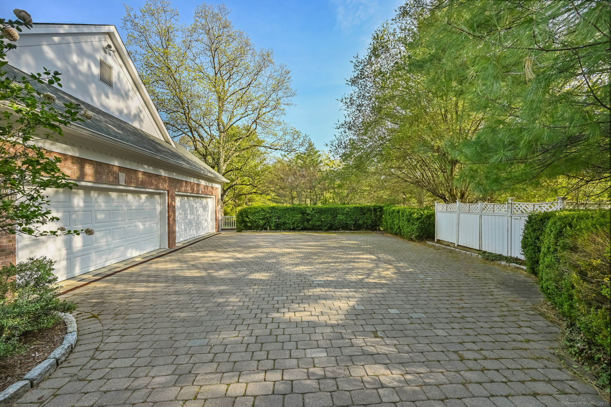 120 Whipstick, Ridgefield, Connecticut 06877