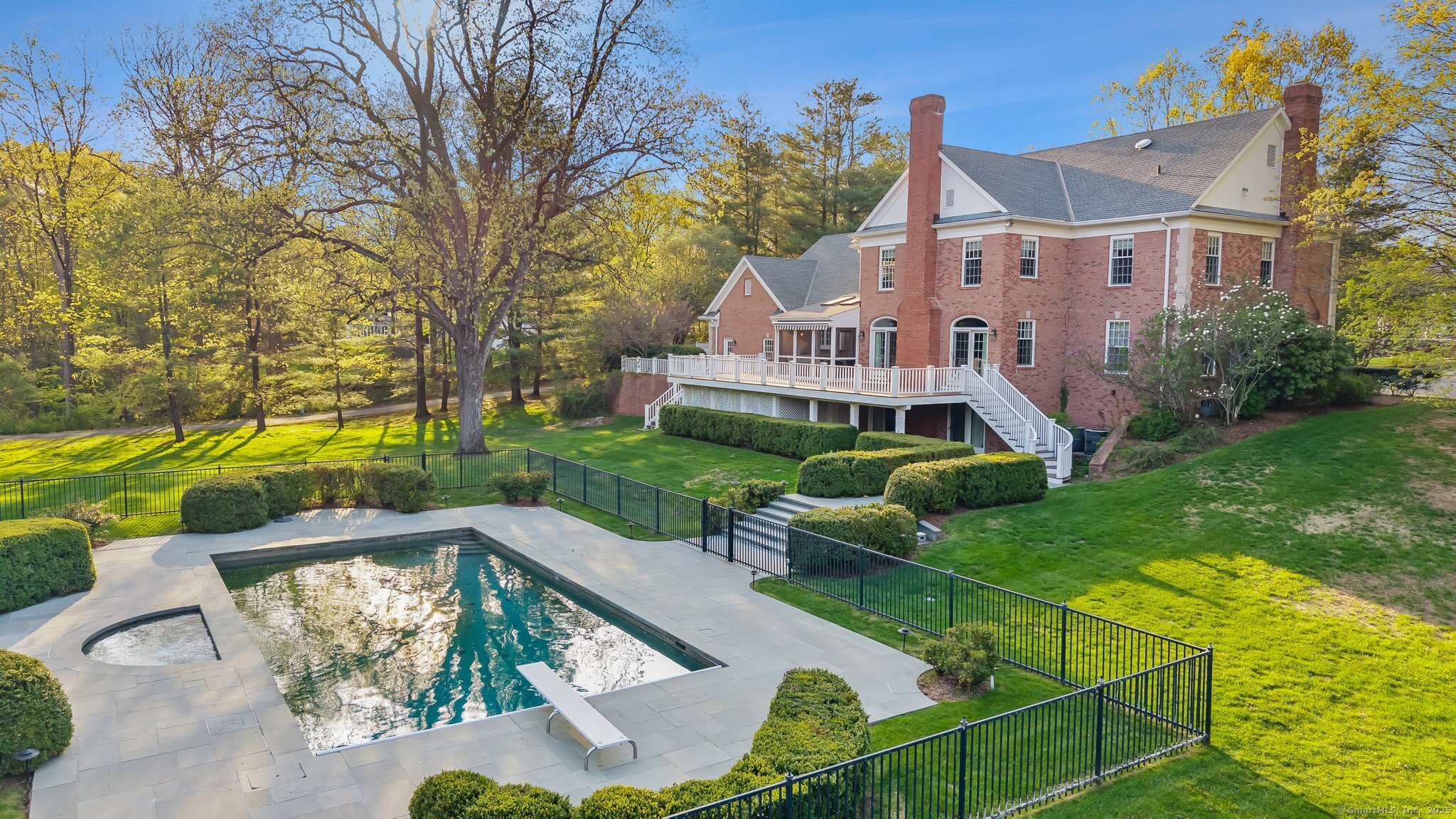 120 Whipstick, Ridgefield, Connecticut 06877