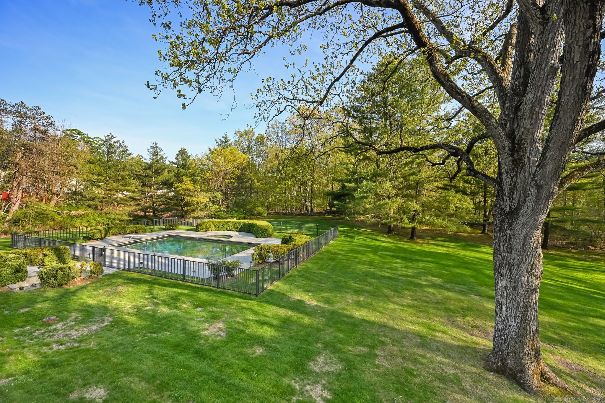 120 Whipstick, Ridgefield, Connecticut 06877