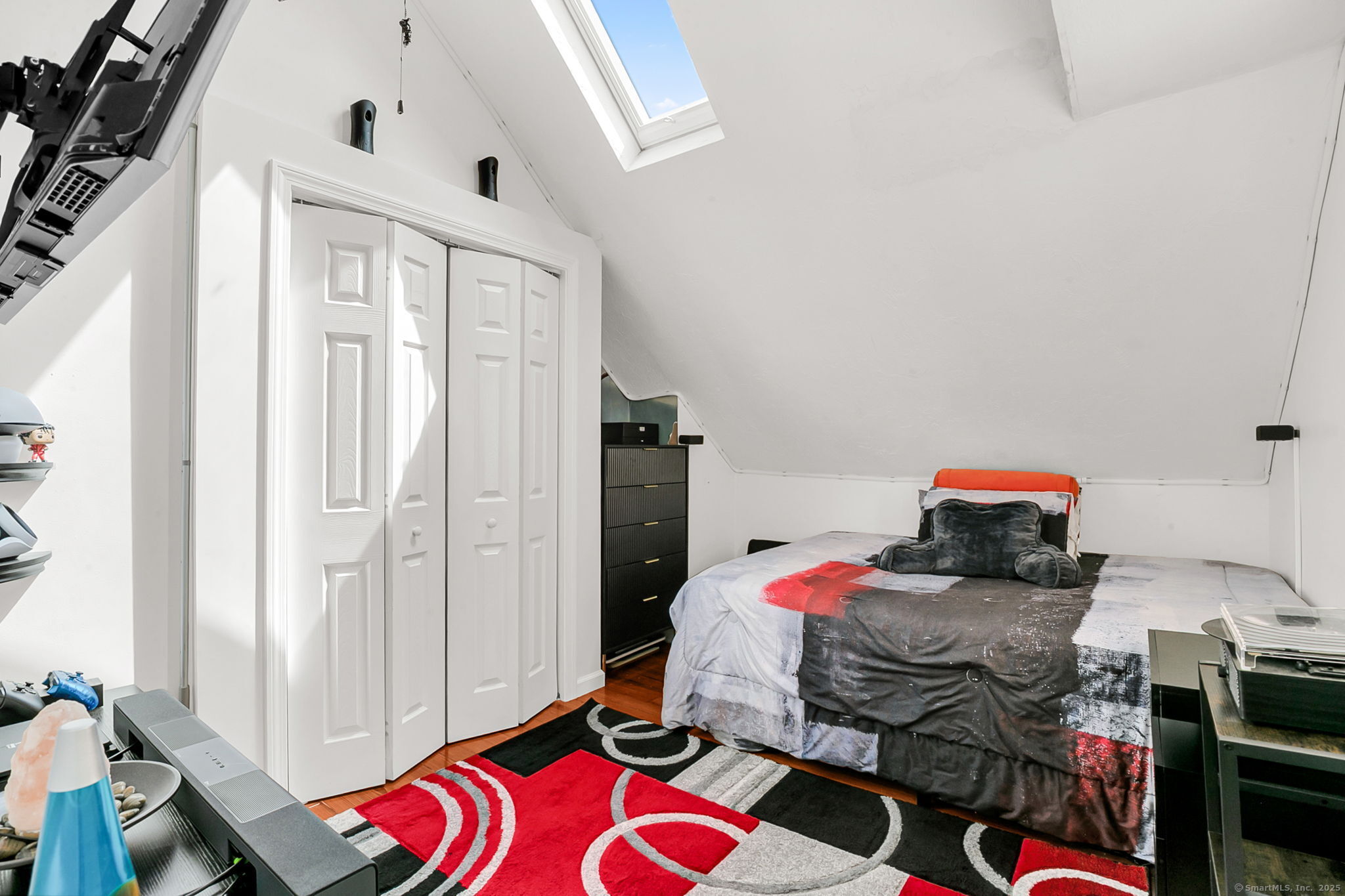 86 Rimmon, Woodbridge, Connecticut 06525