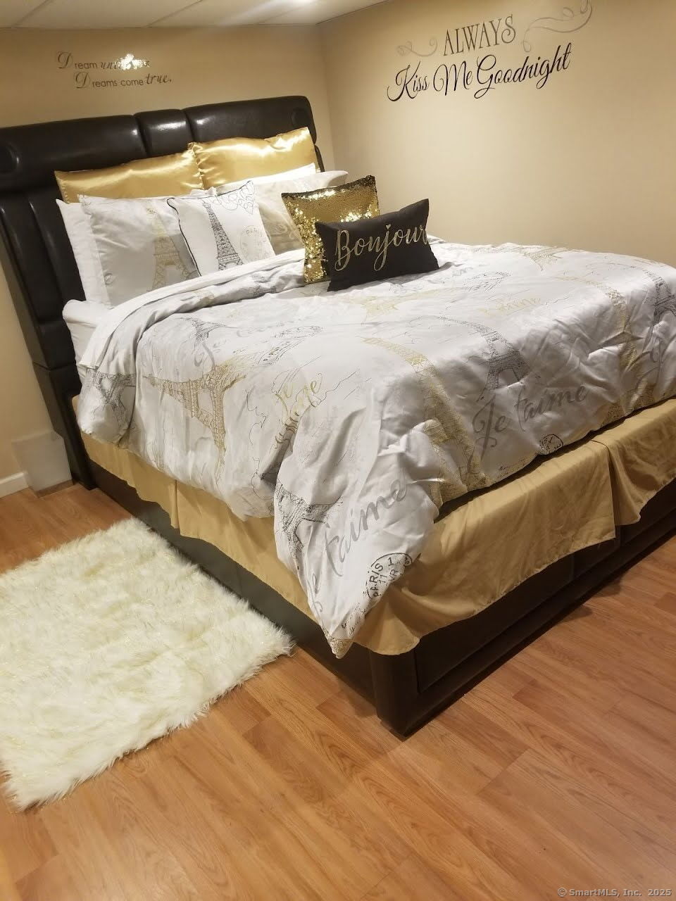 12 Damson, Naugatuck, Connecticut 06770