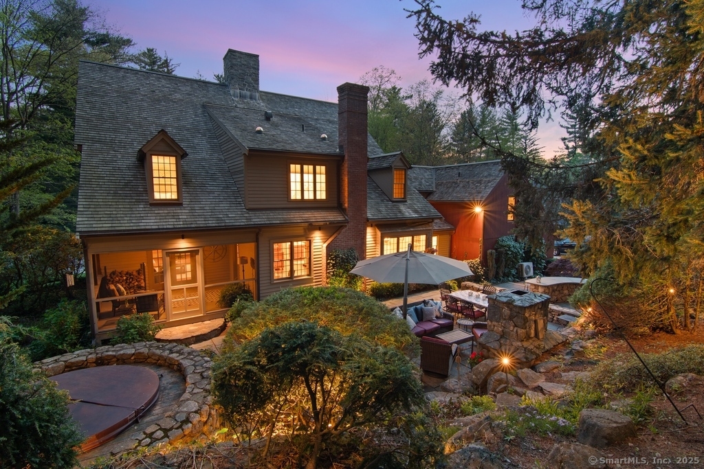 38 Old Rock, Norwalk, Connecticut 06850