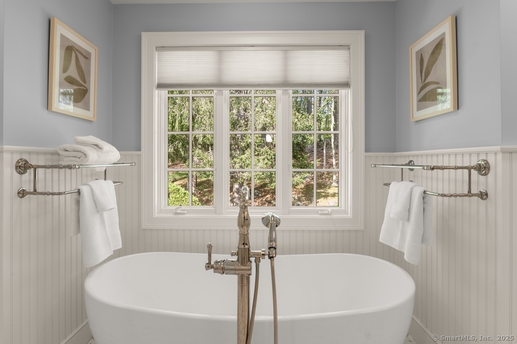 38 Old Rock, Norwalk, Connecticut 06850