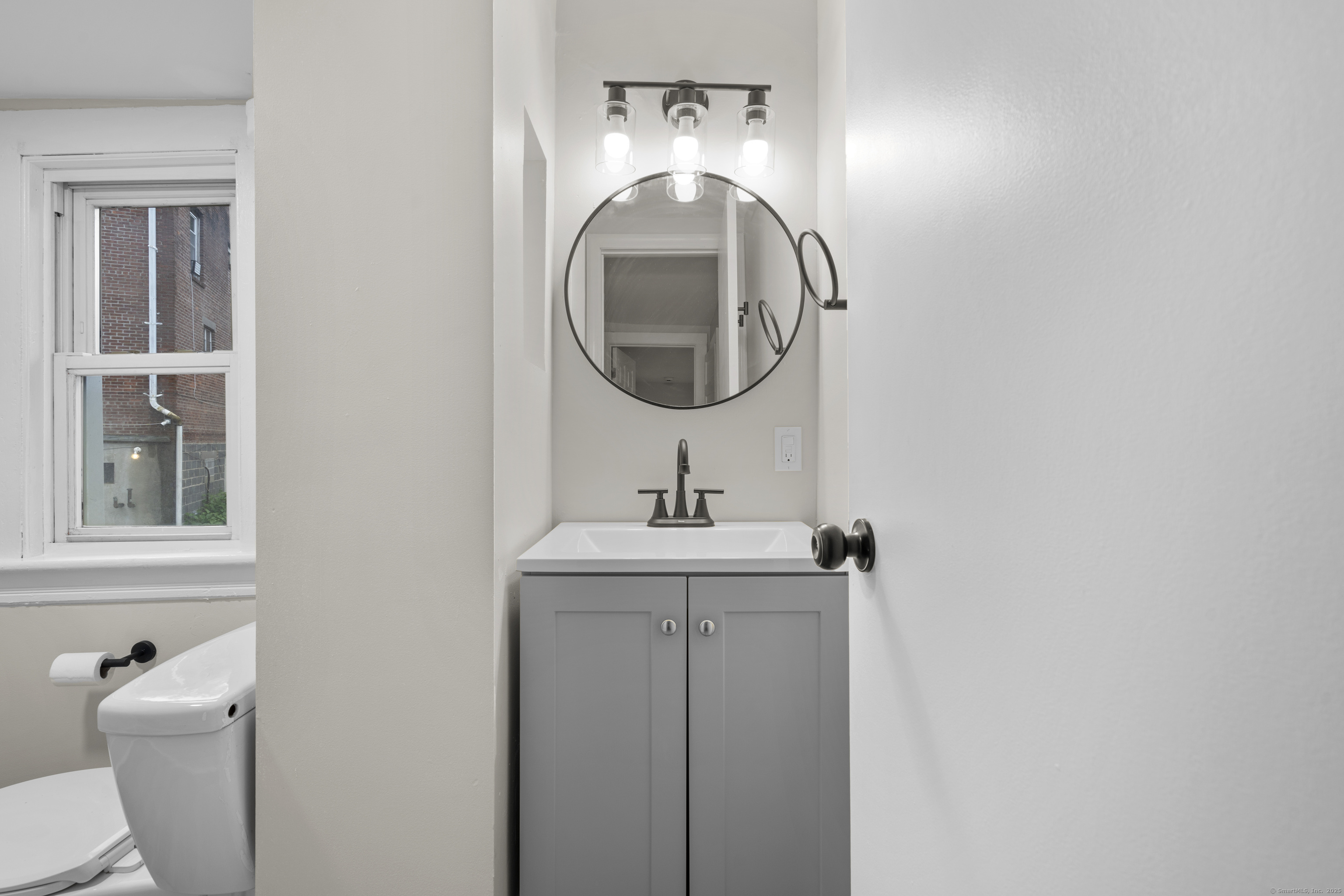 18 Brook, Shelton, Connecticut 06484