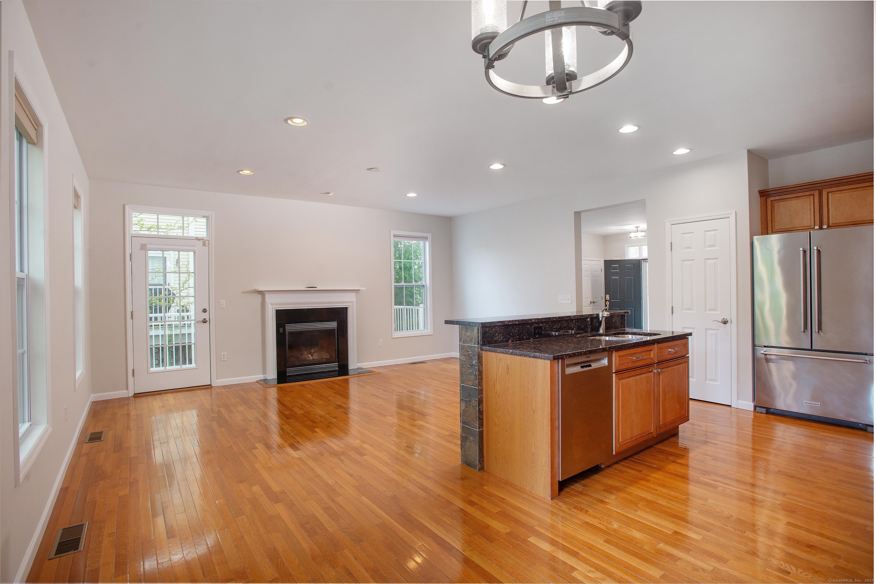 7 Shawe, Danbury, Connecticut 06810