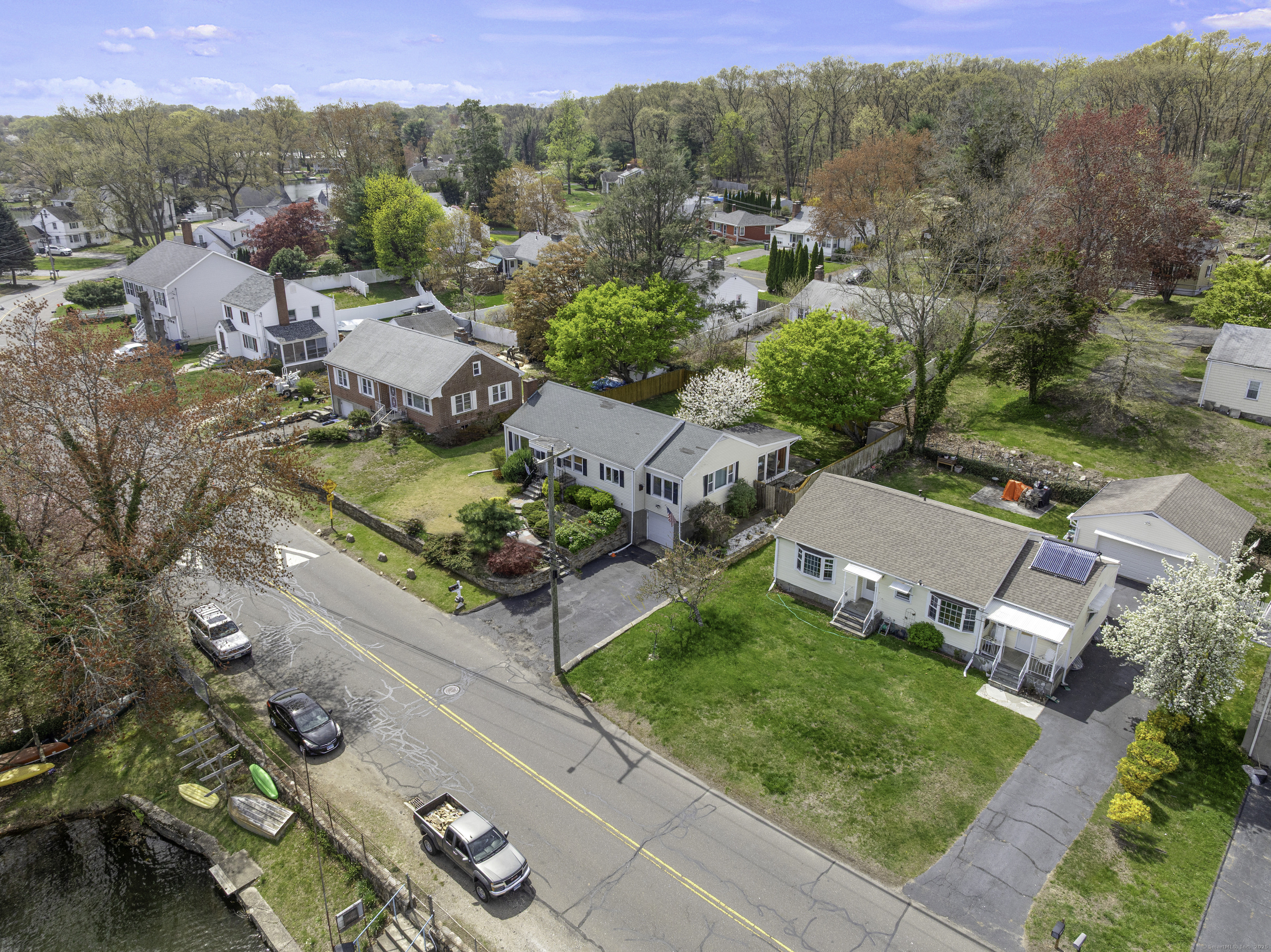 870 Lakeside, Bridgeport, Connecticut 06606