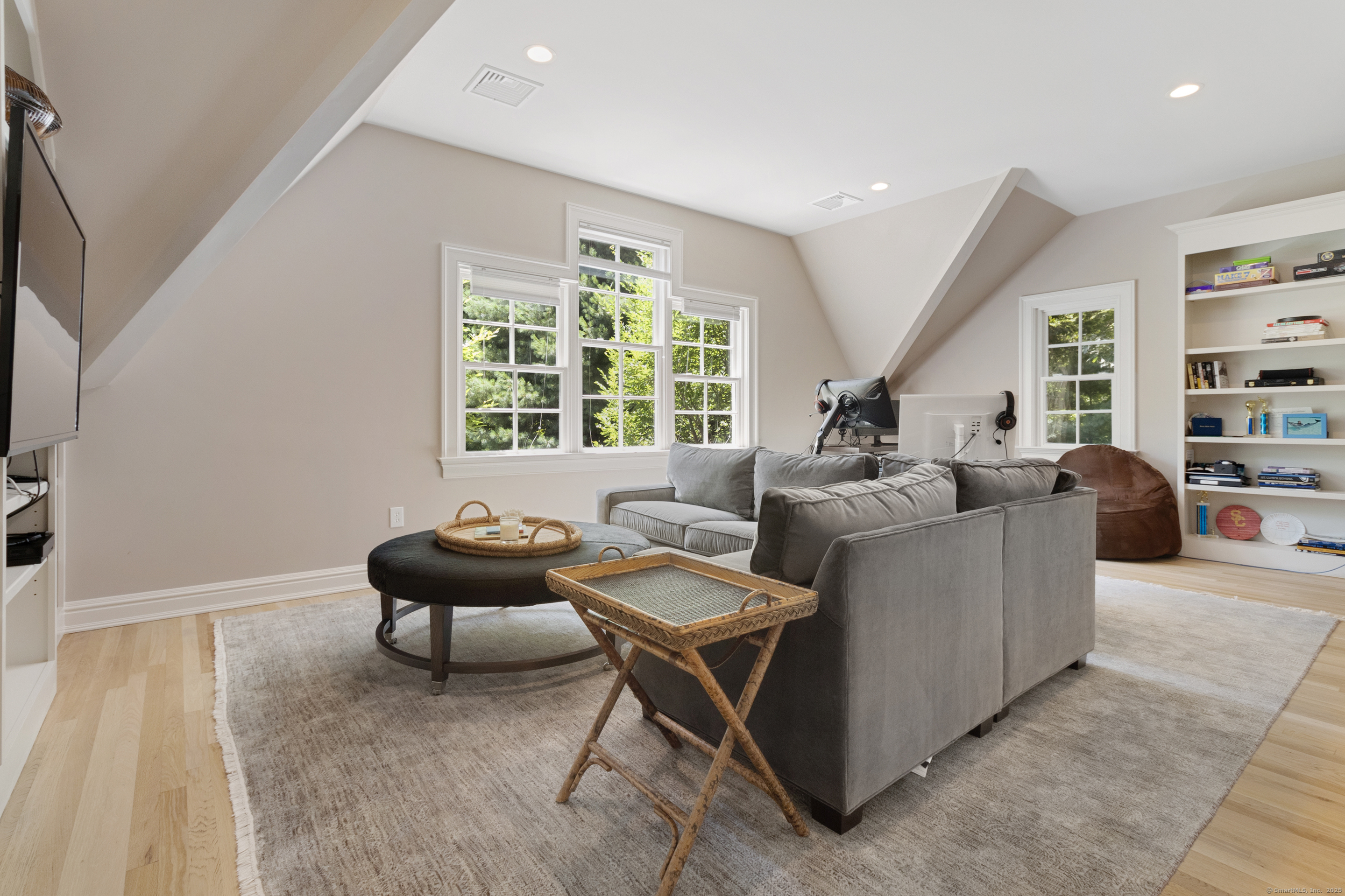 37 Beaverbrook, Weston, Connecticut 06883