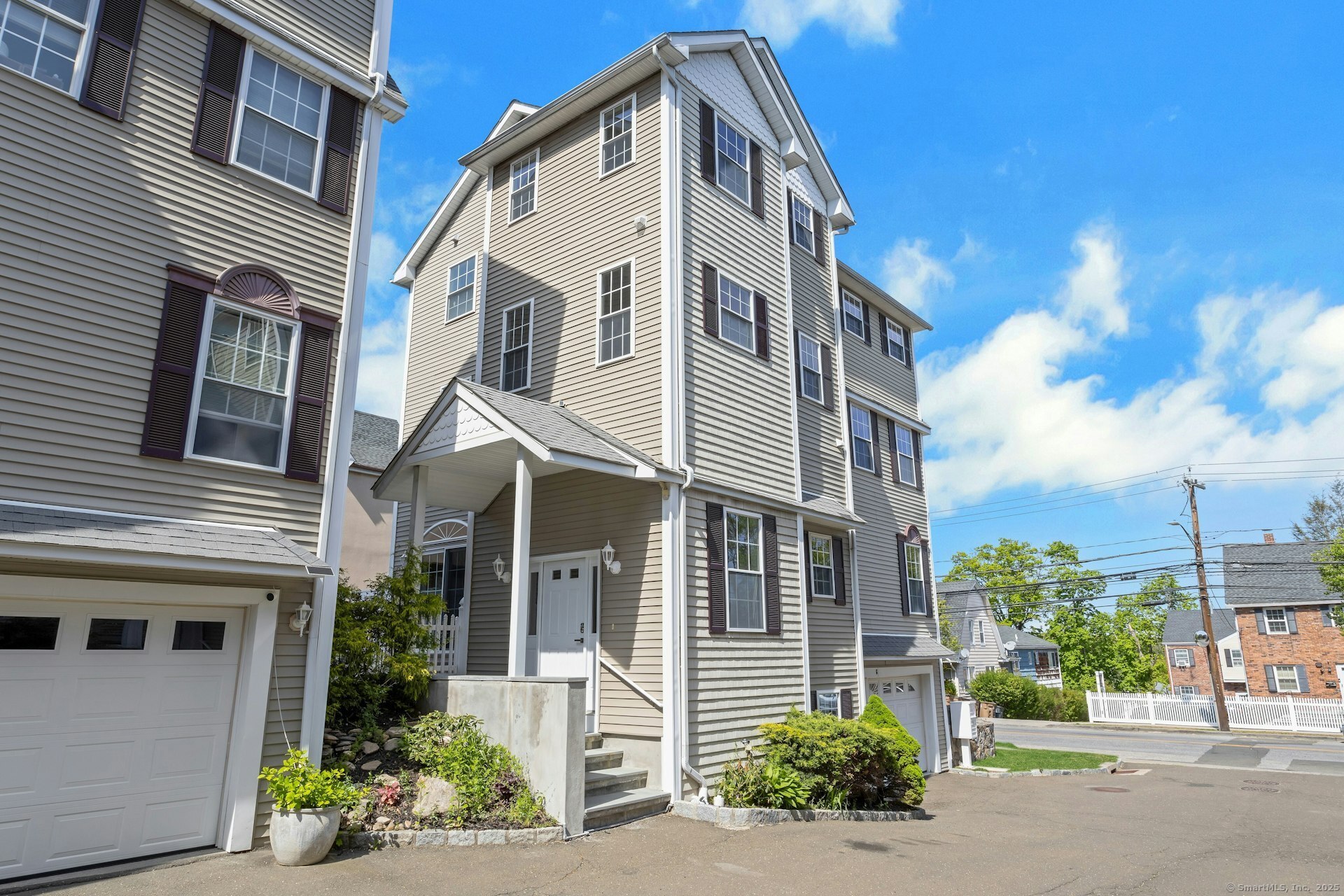65 Seaside, Stamford, Connecticut 06902