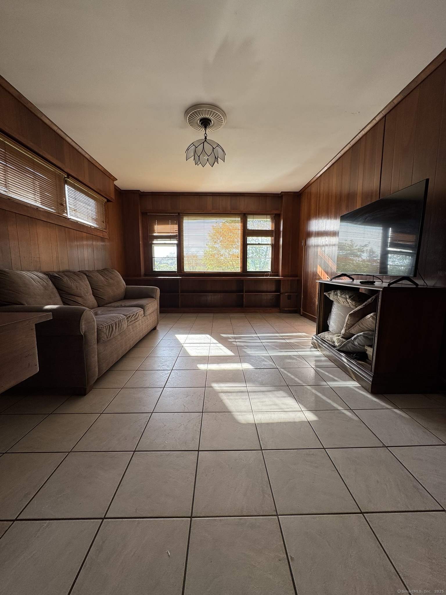 135 Lambert, Meriden, Connecticut 06451
