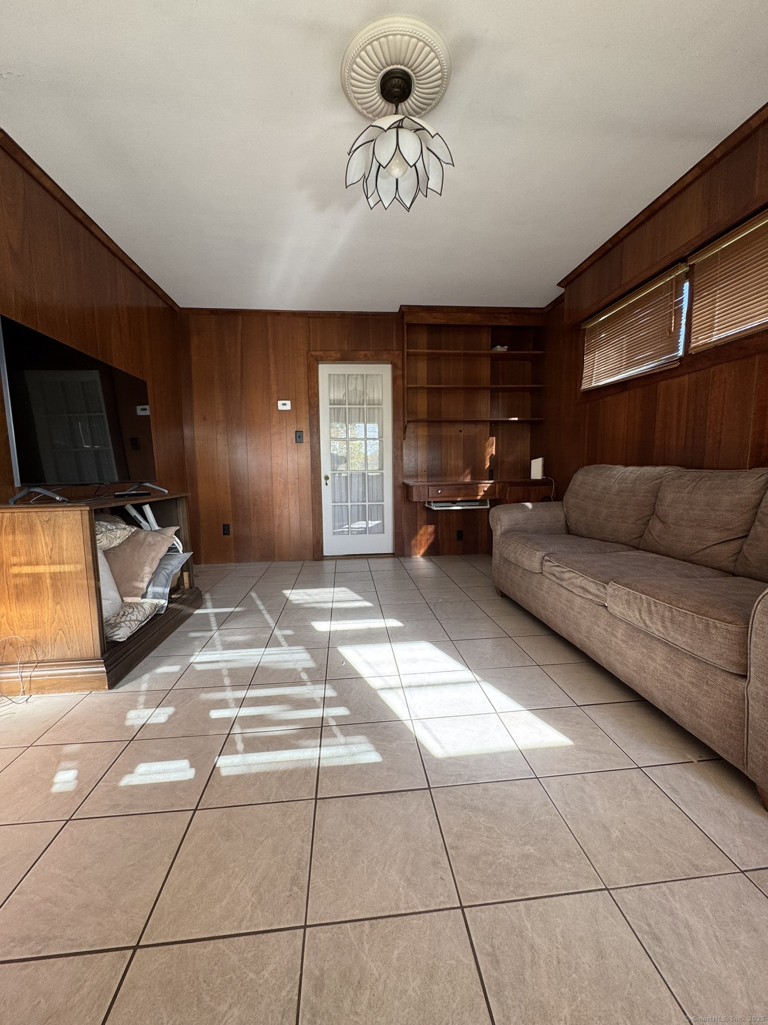 135 Lambert, Meriden, Connecticut 06451