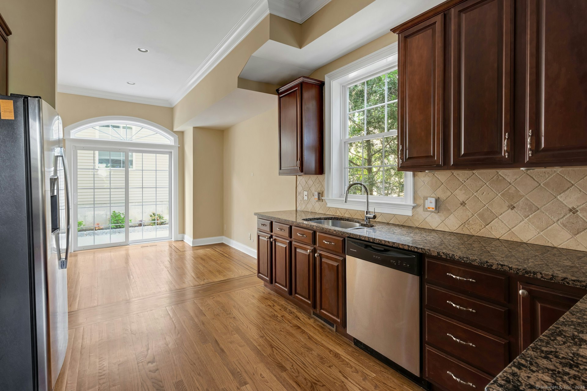 65 Seaside, Stamford, Connecticut 06902