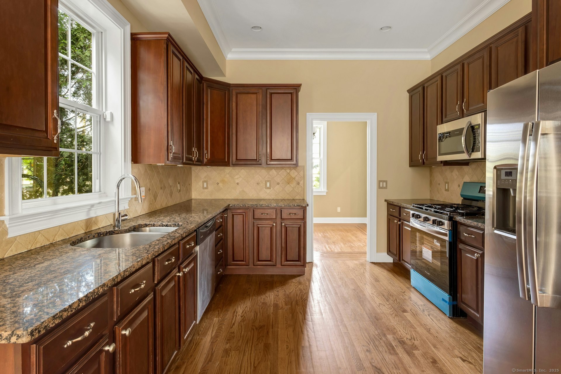 65 Seaside, Stamford, Connecticut 06902