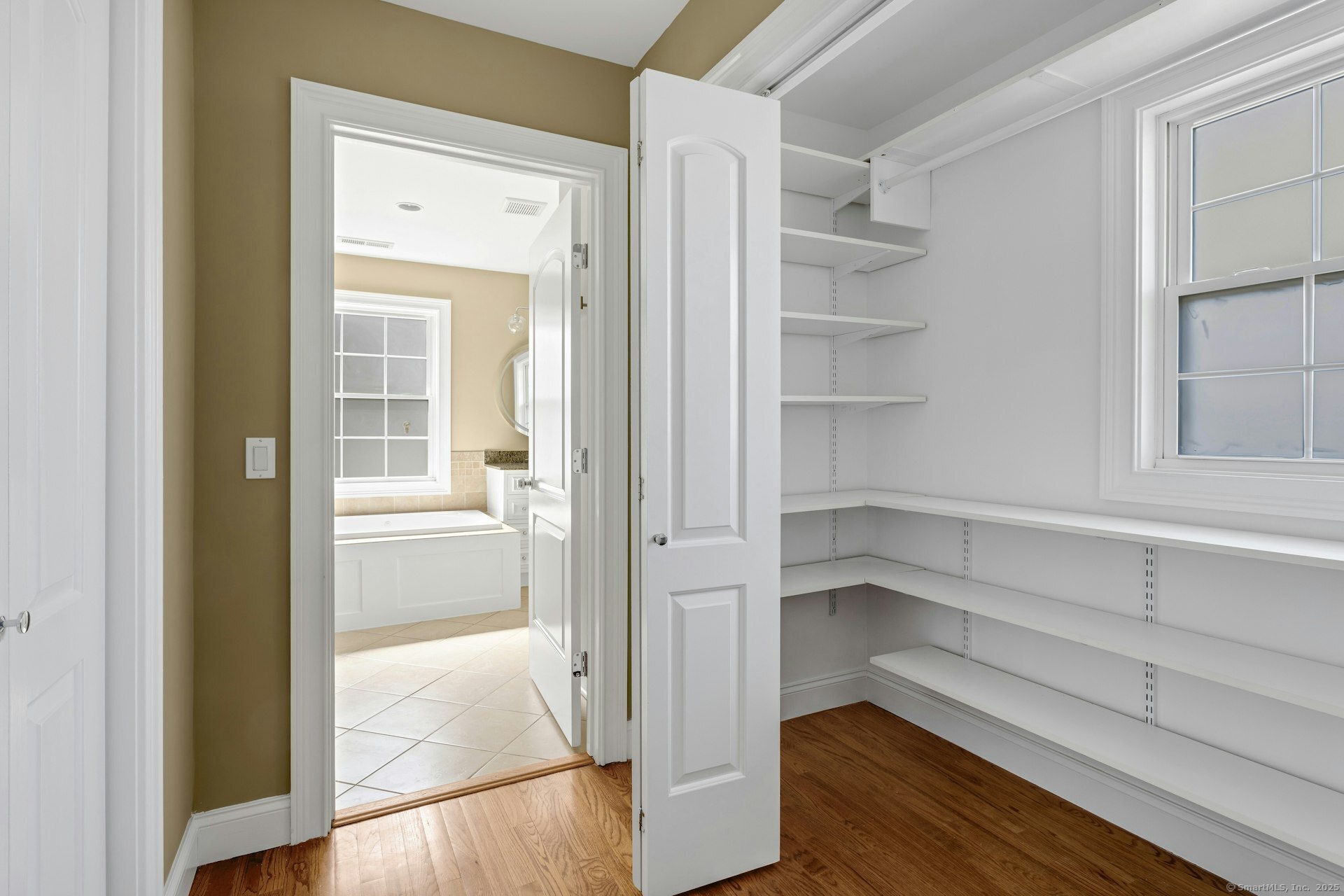 65 Seaside, Stamford, Connecticut 06902