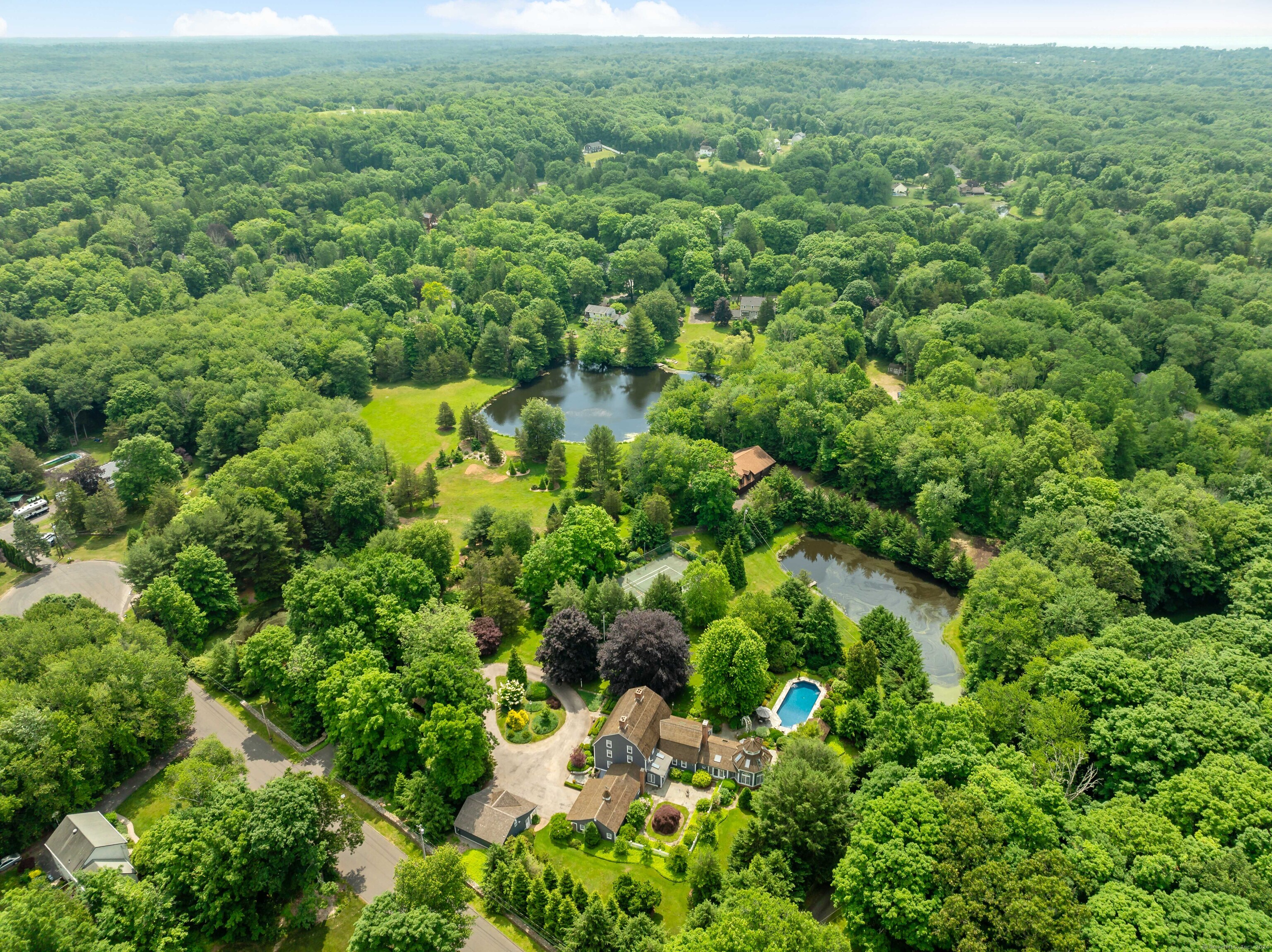 173 Highwoods, Guilford, Connecticut 06437