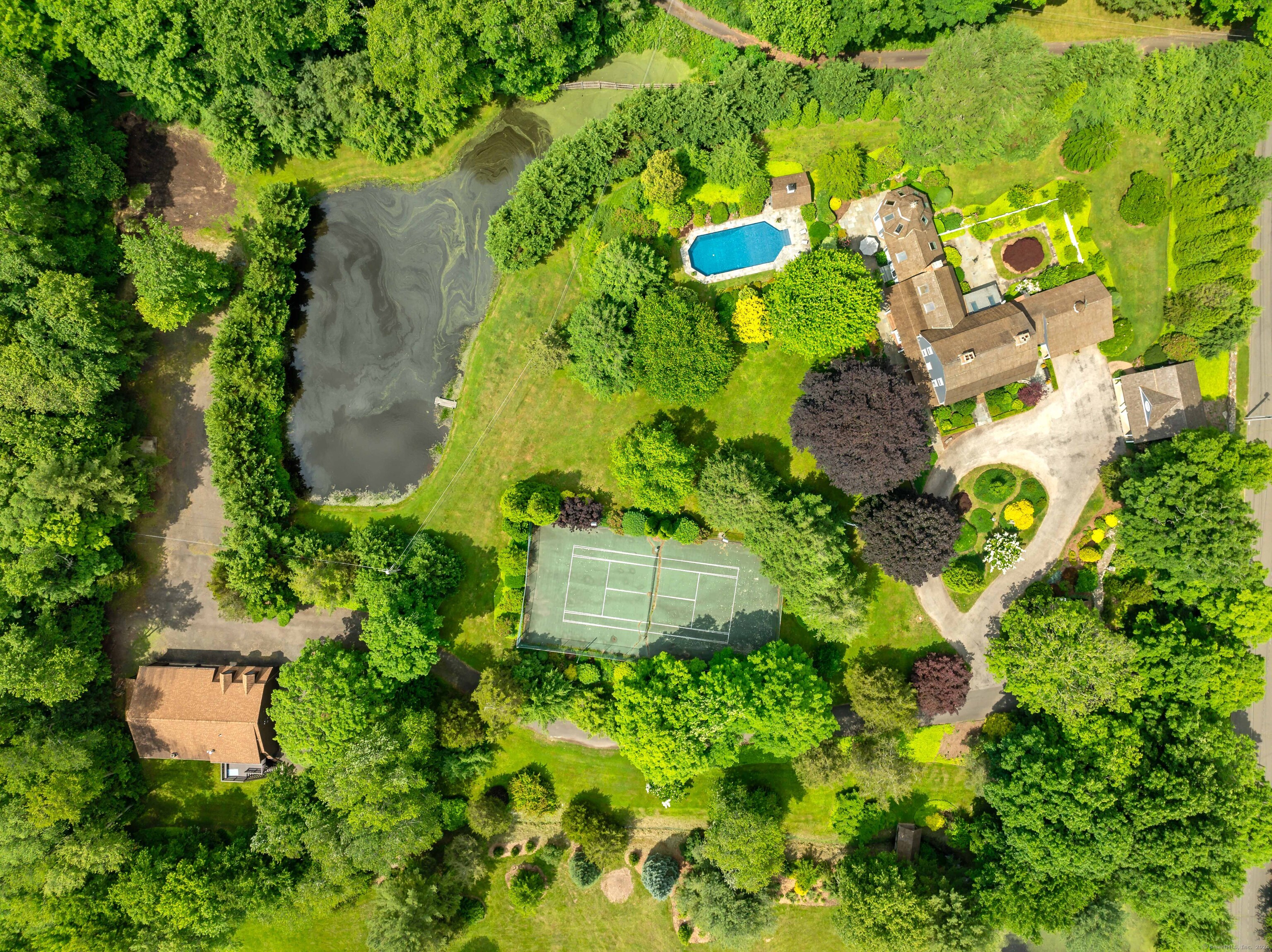 173 Highwoods, Guilford, Connecticut 06437