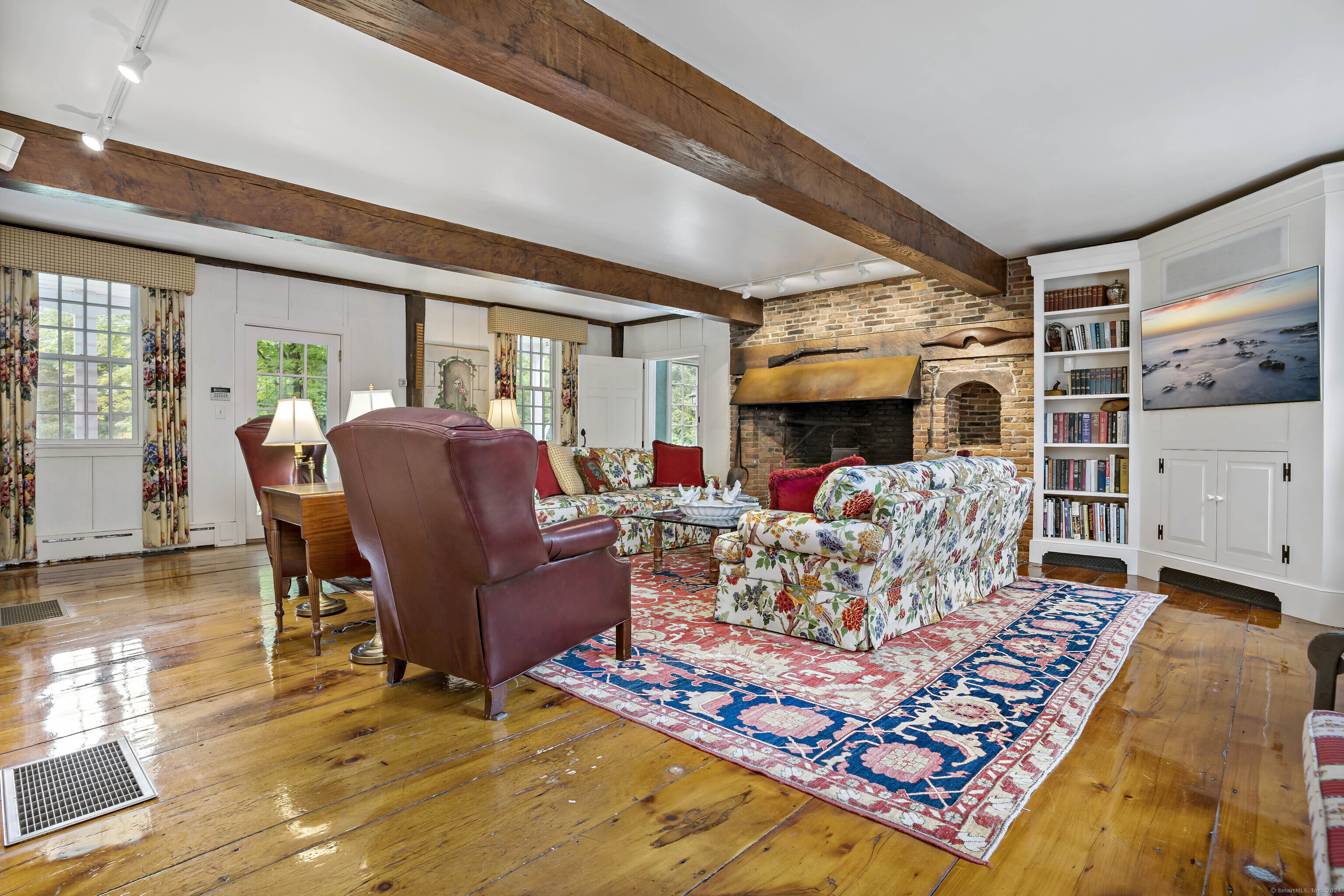173 Highwoods, Guilford, Connecticut 06437