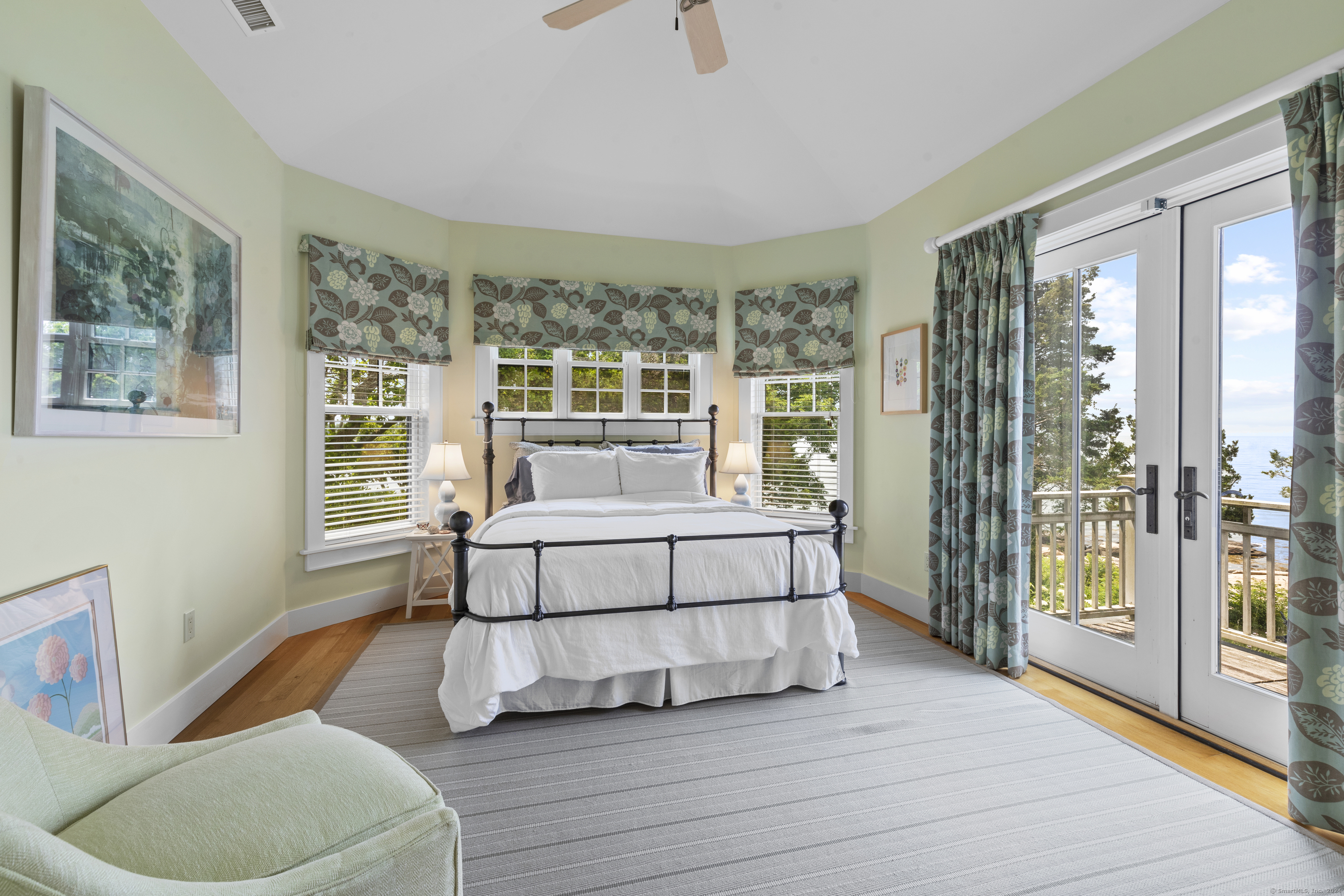 250 Joshua Point, Guilford, Connecticut 06437