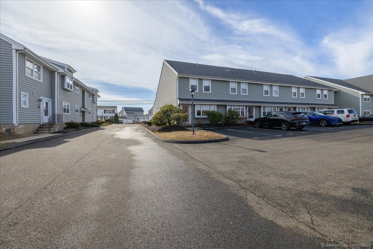 304 Mariners, Milford, Connecticut 06460