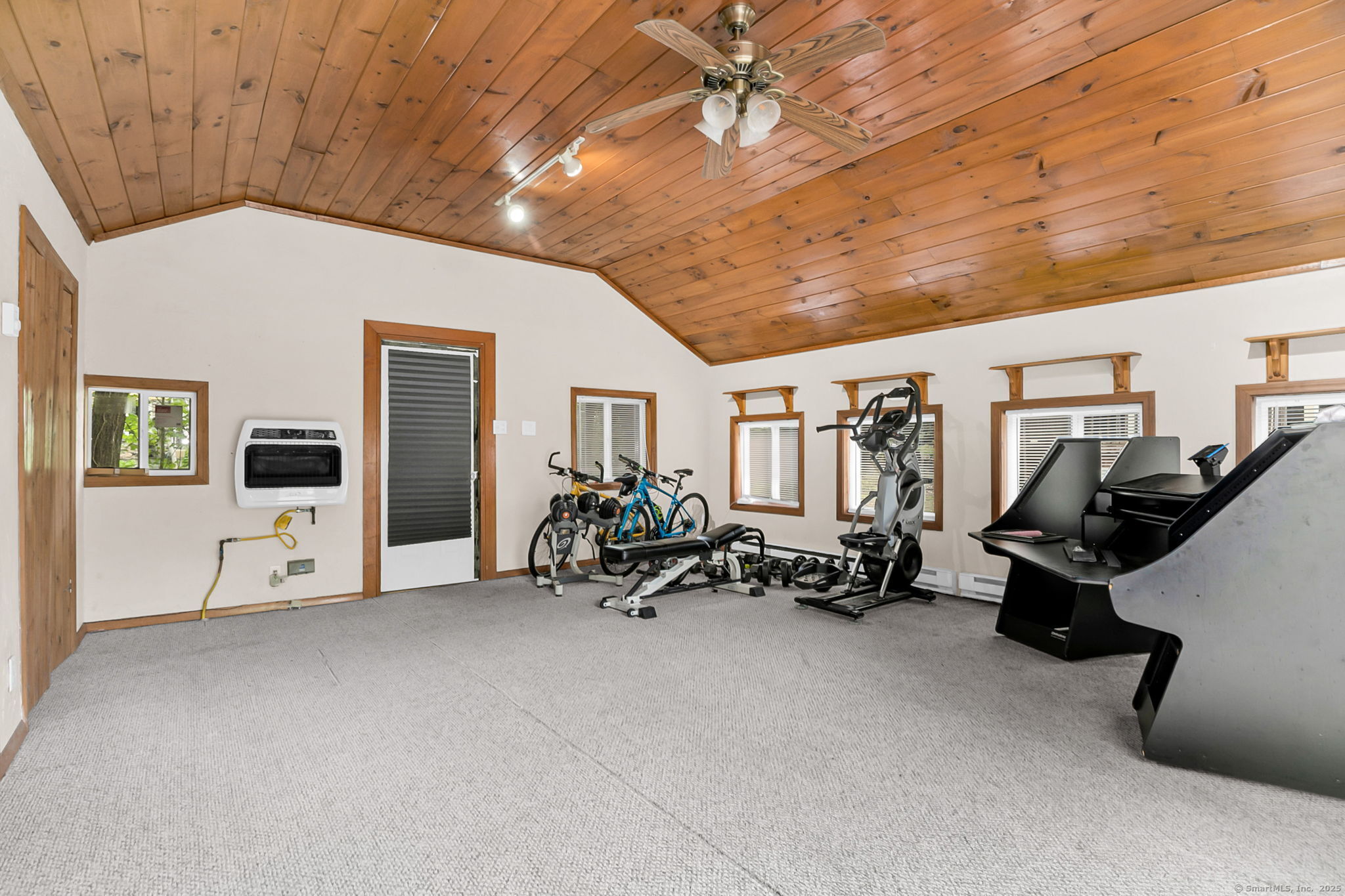 86 Rimmon, Woodbridge, Connecticut 06525