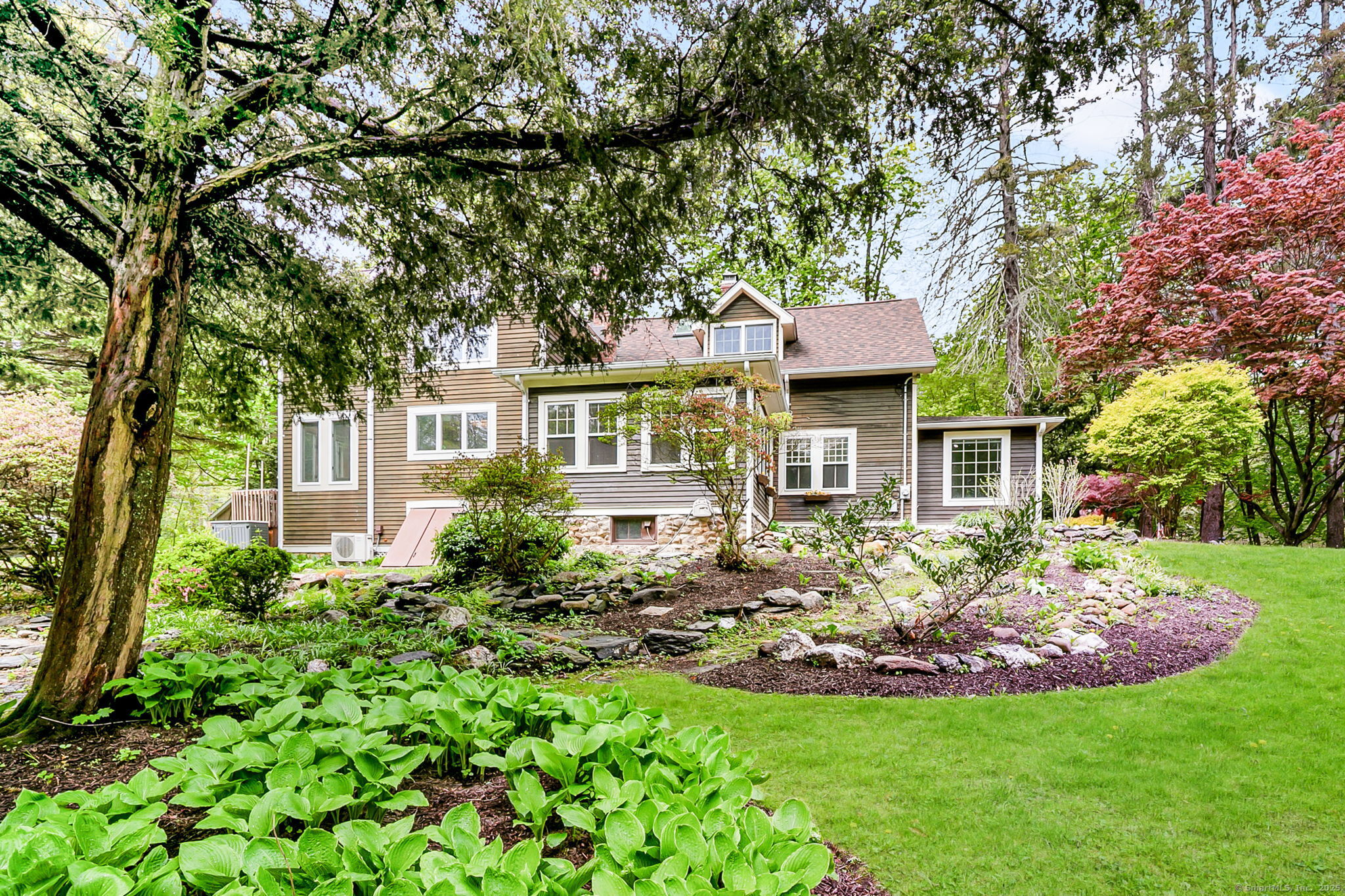 86 Rimmon, Woodbridge, Connecticut 06525