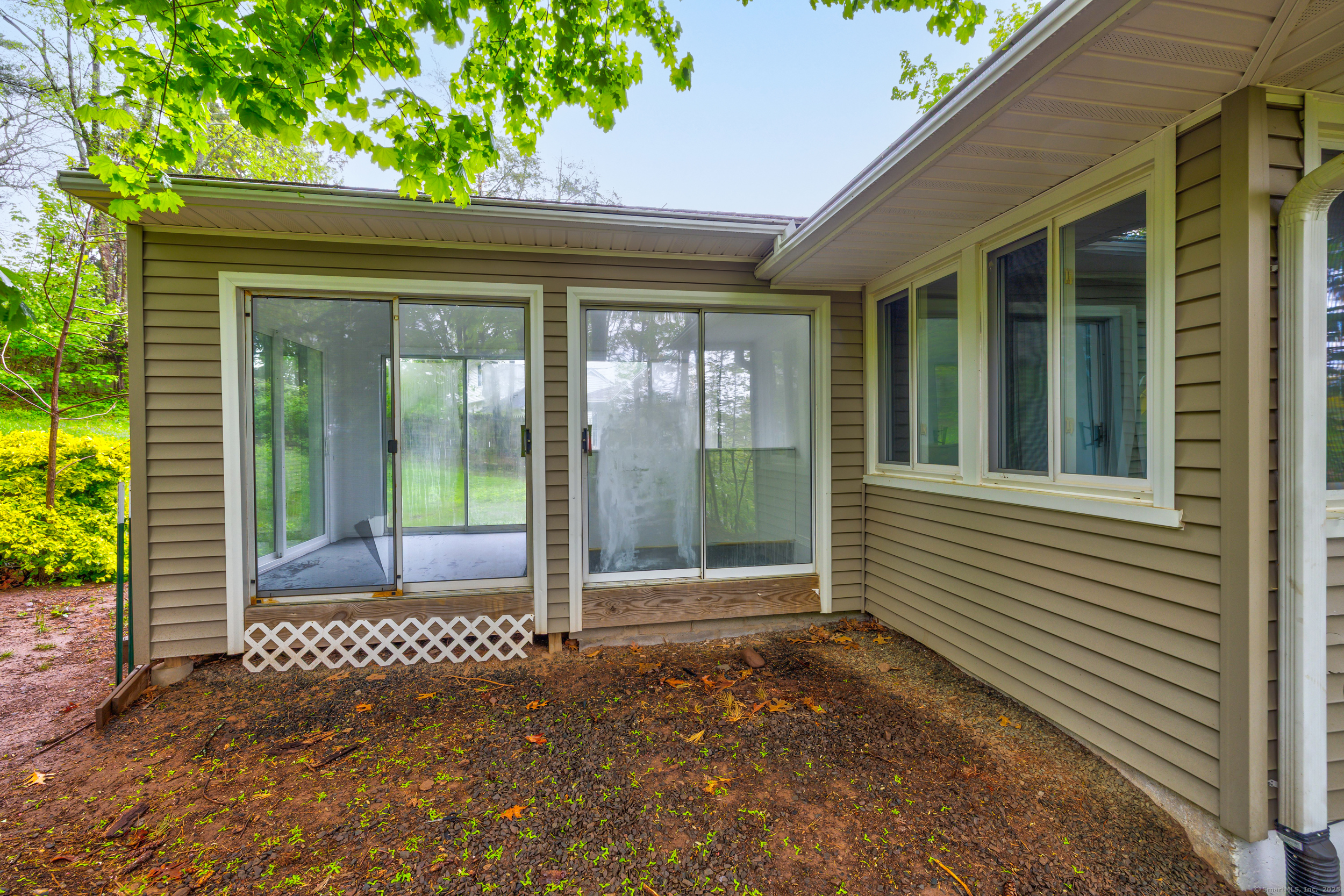 322 Lydale, Meriden, Connecticut 06450