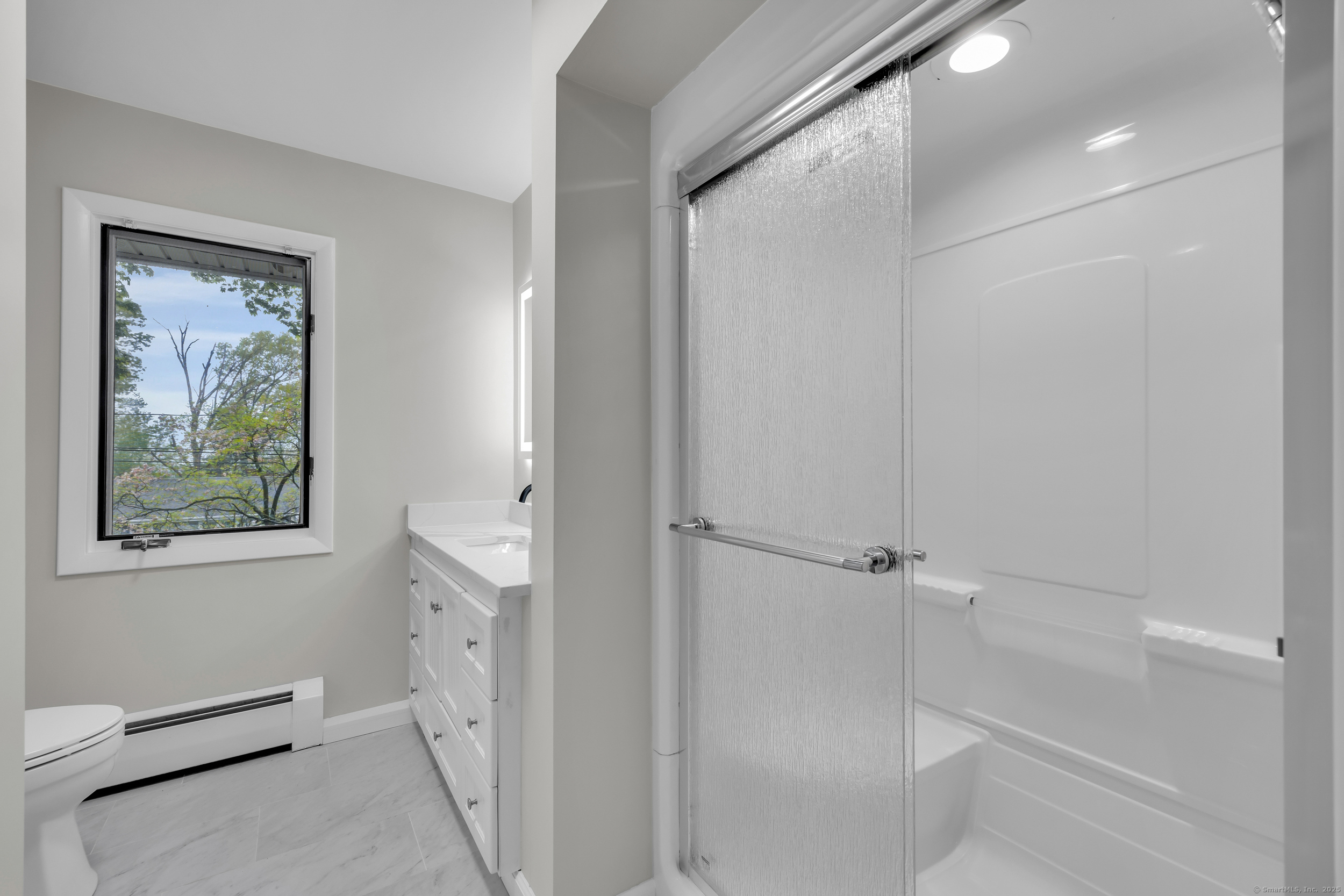322 Lydale, Meriden, Connecticut 06450